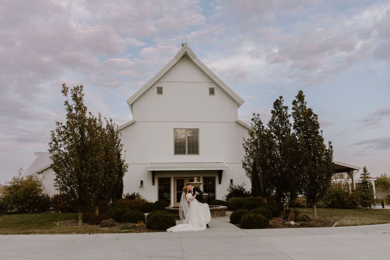 Wedding Venue Palace event center Treynor Iowa, South West Iowa Wedding Venue.