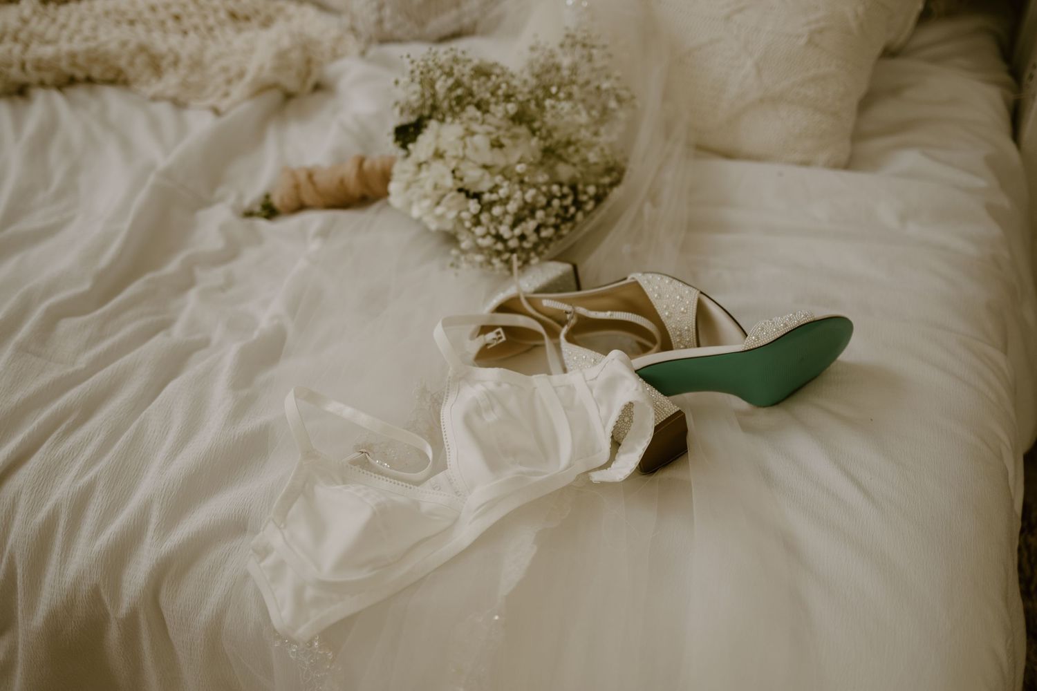boudoir photography in Omaha or Lincoln, Nebraska