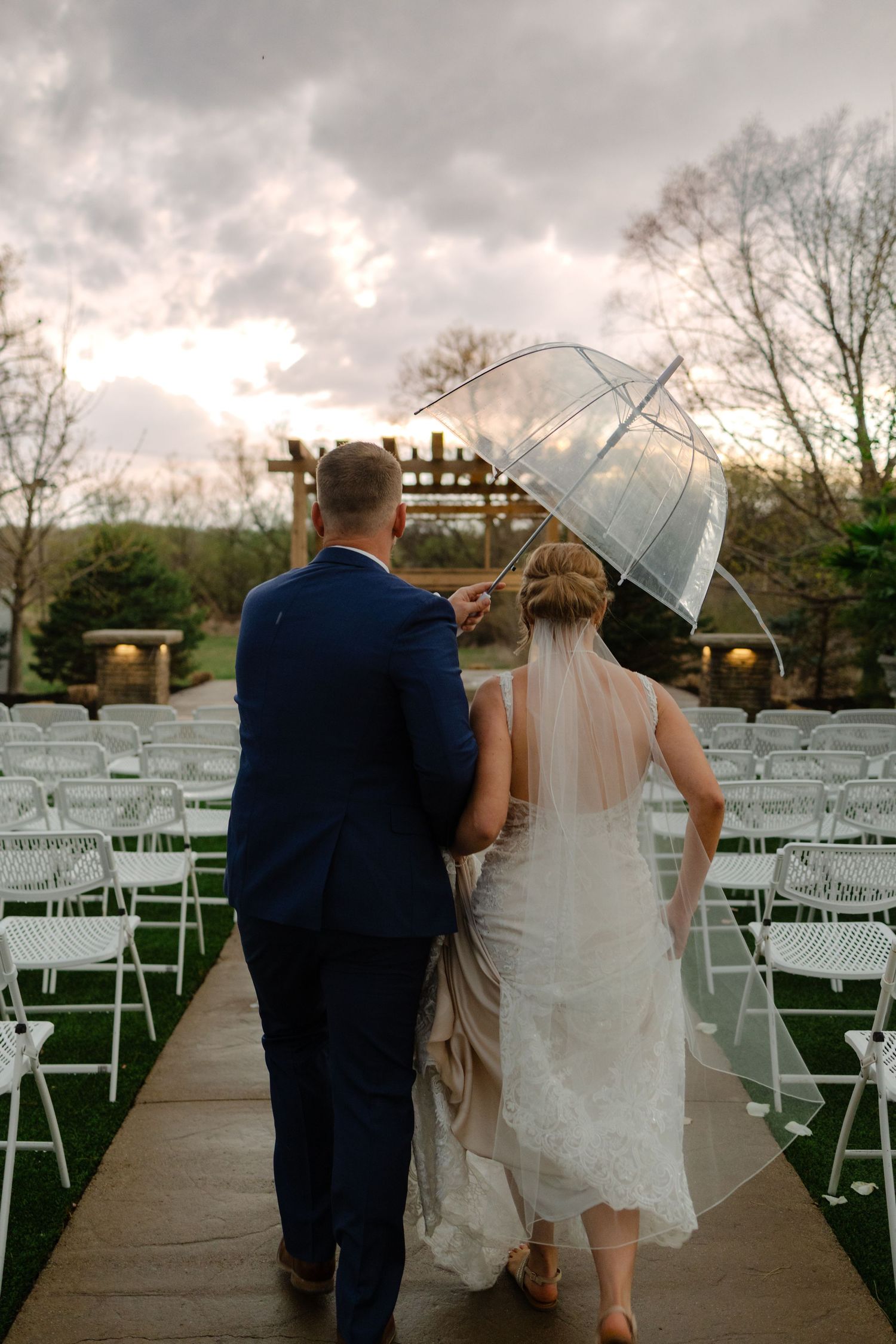 Villa Aletta wedding venue Omaha Nebraska, modern wedding venue Omaha, industrial wedding venue Nebraska, indoor wedding venue Omaha, hotels