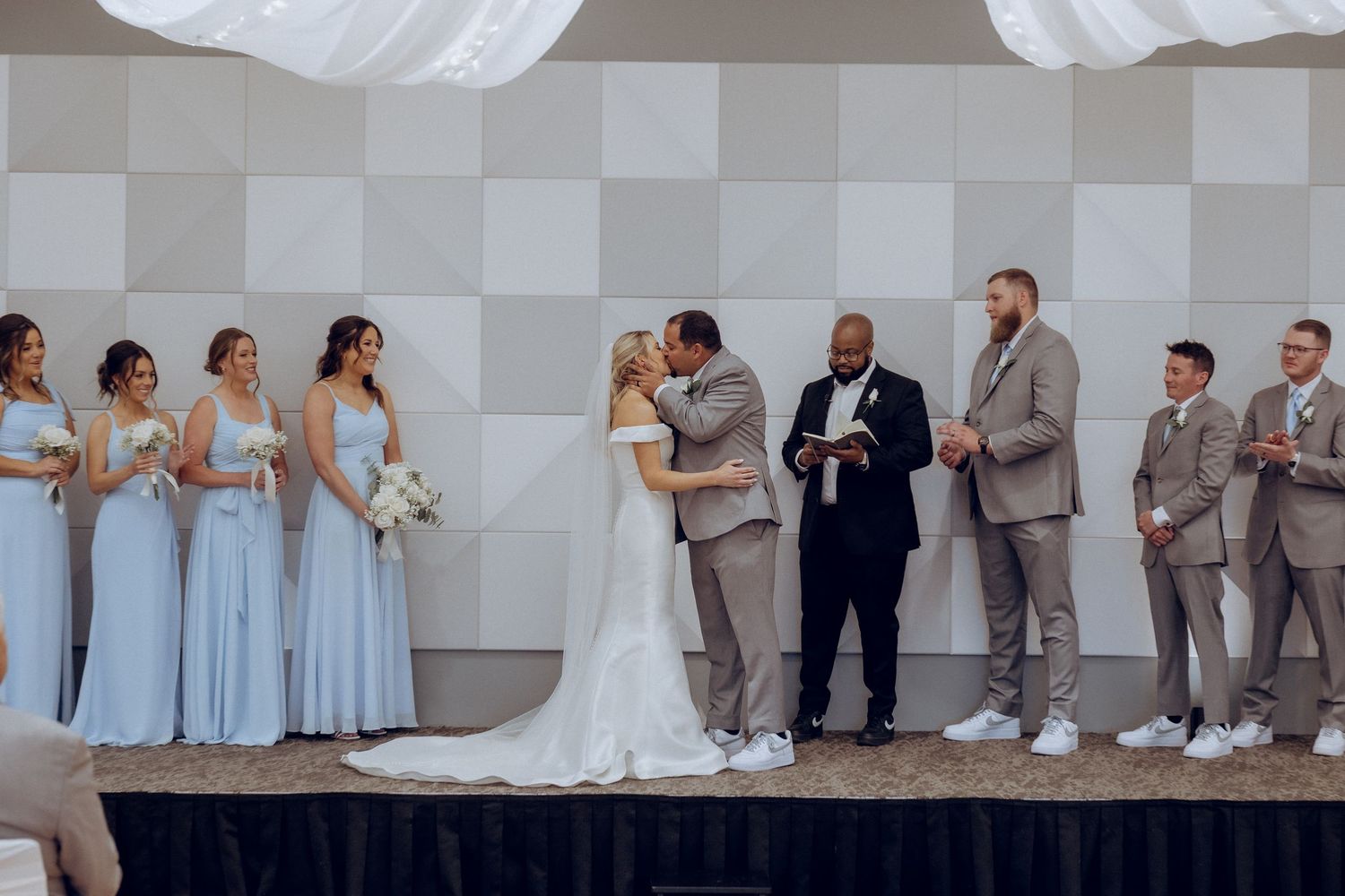SCOTT CONFERENCE CENTER, Omaha Nebraska Nebraska Wedding Photography, Nixon Photography, Kinsey Nixon-Bay