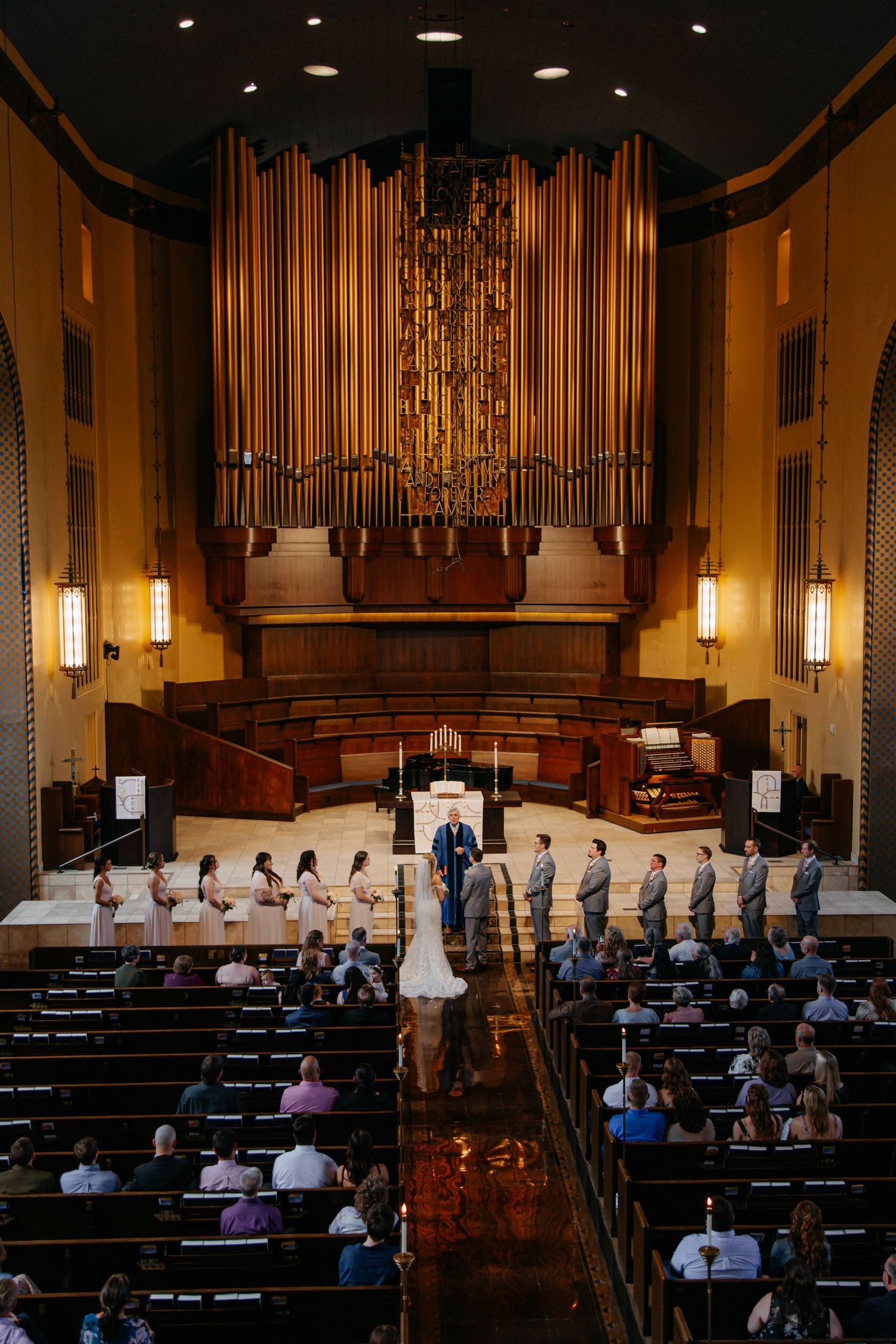 Catholic wedding venue in Lincoln Nebraska.