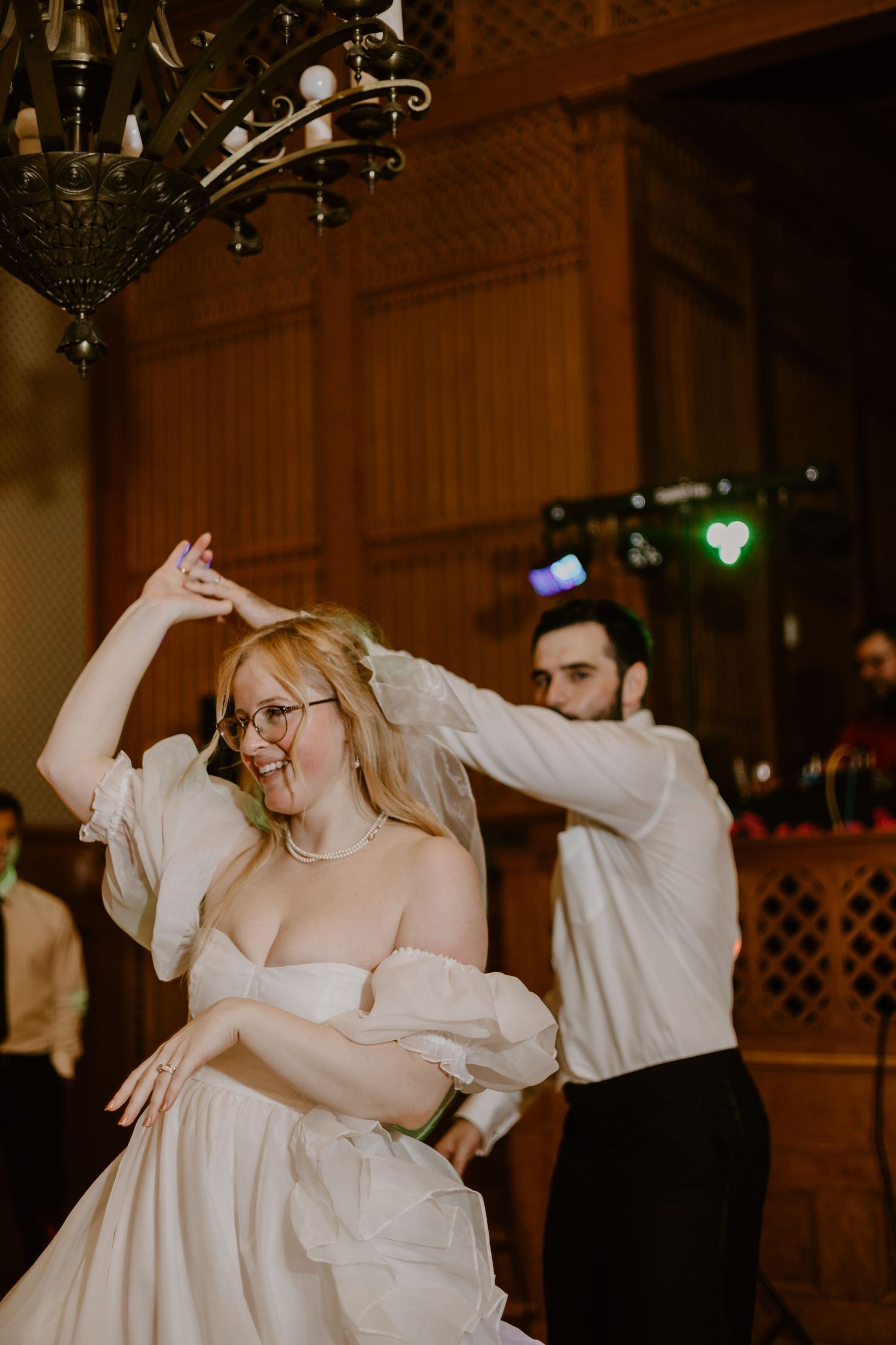 Joslyn Castle & Gardens Omaha Nebraska Wedding venue Wedding Photography by Nixon Photography