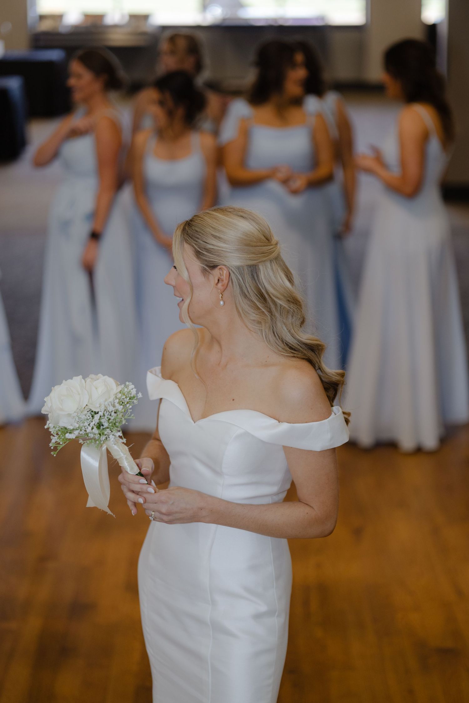 Summer wedding Omaha Nebraska, Nebraska Wedding Photography, Nixon Photography, Scott Conference Center , Kinsey Nixon-Bay