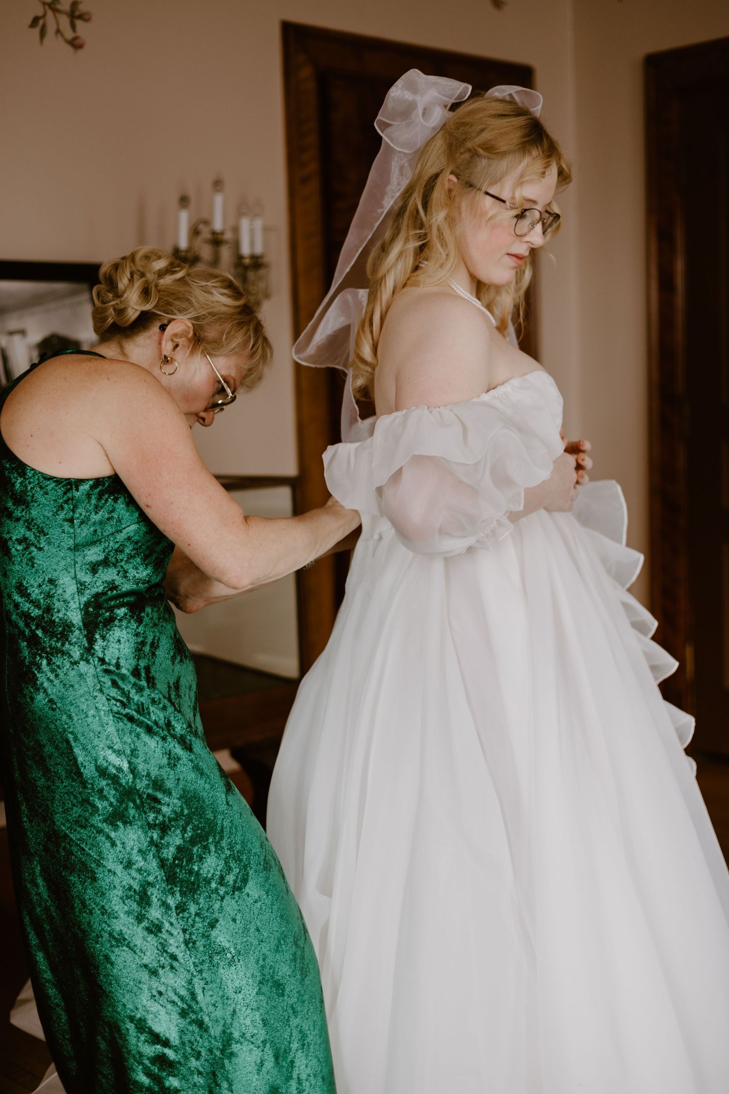Joslyn Castle & Gardens Omaha Nebraska Wedding venue Wedding Photography by Nixon Photography