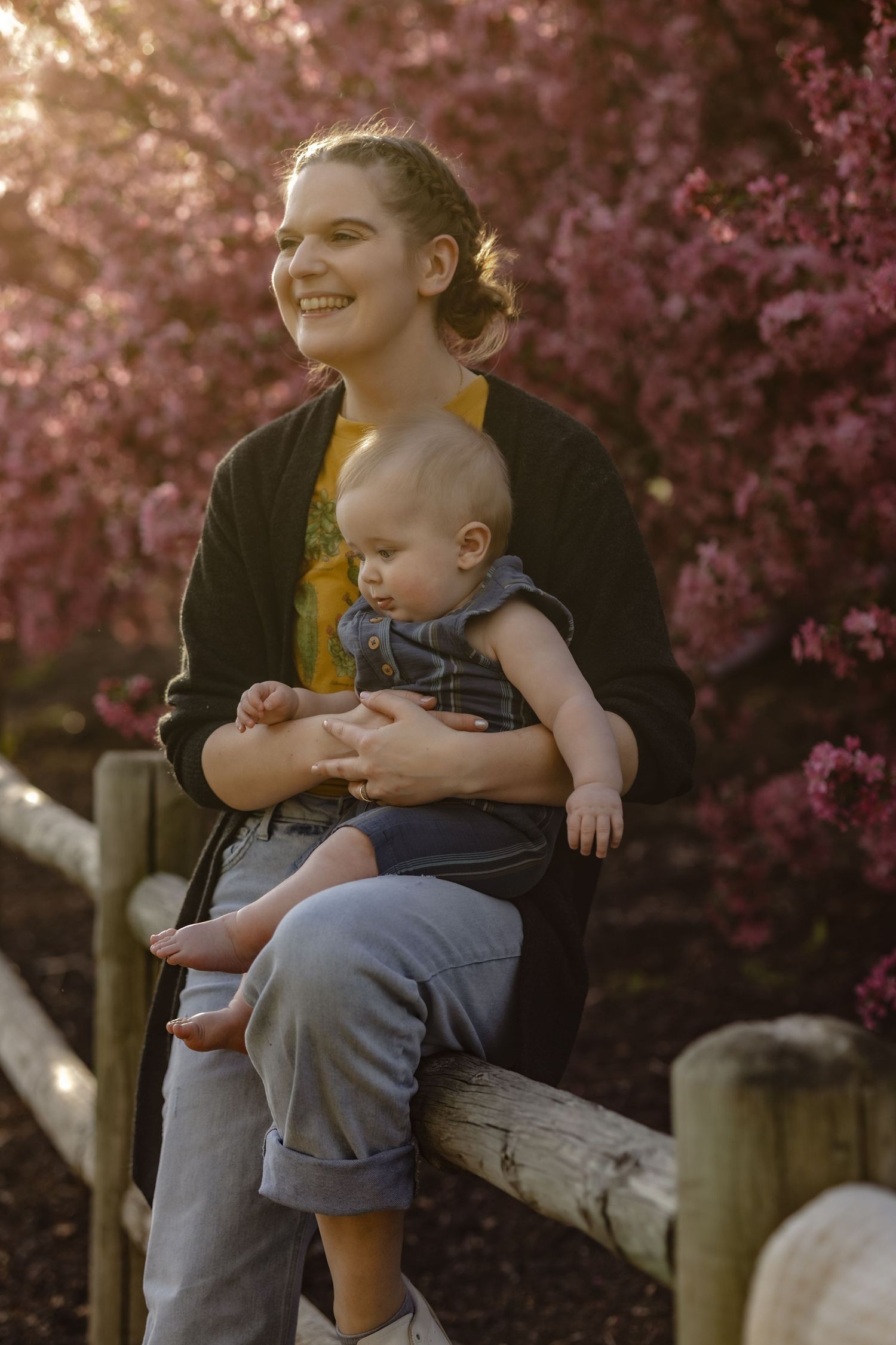 Omaha Nebraska family session at Oppd arboretum during sunrise