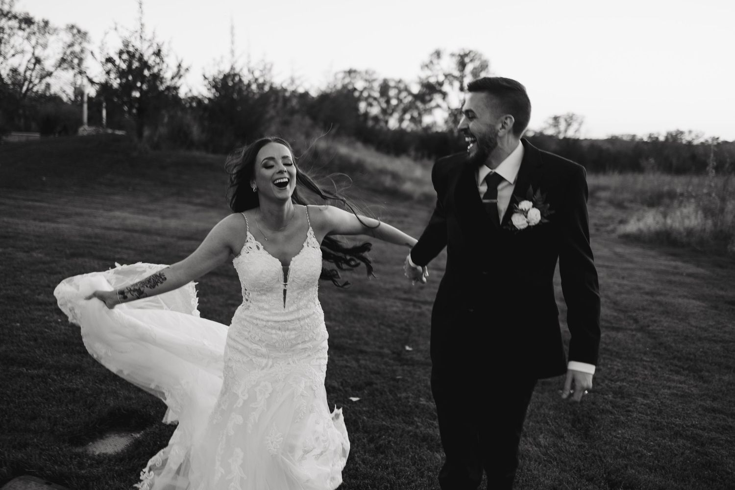The Acreage Palmyra NE wedding venue, outdoor ceremony venue near Lincoln, modern countryside venue Nebraska.