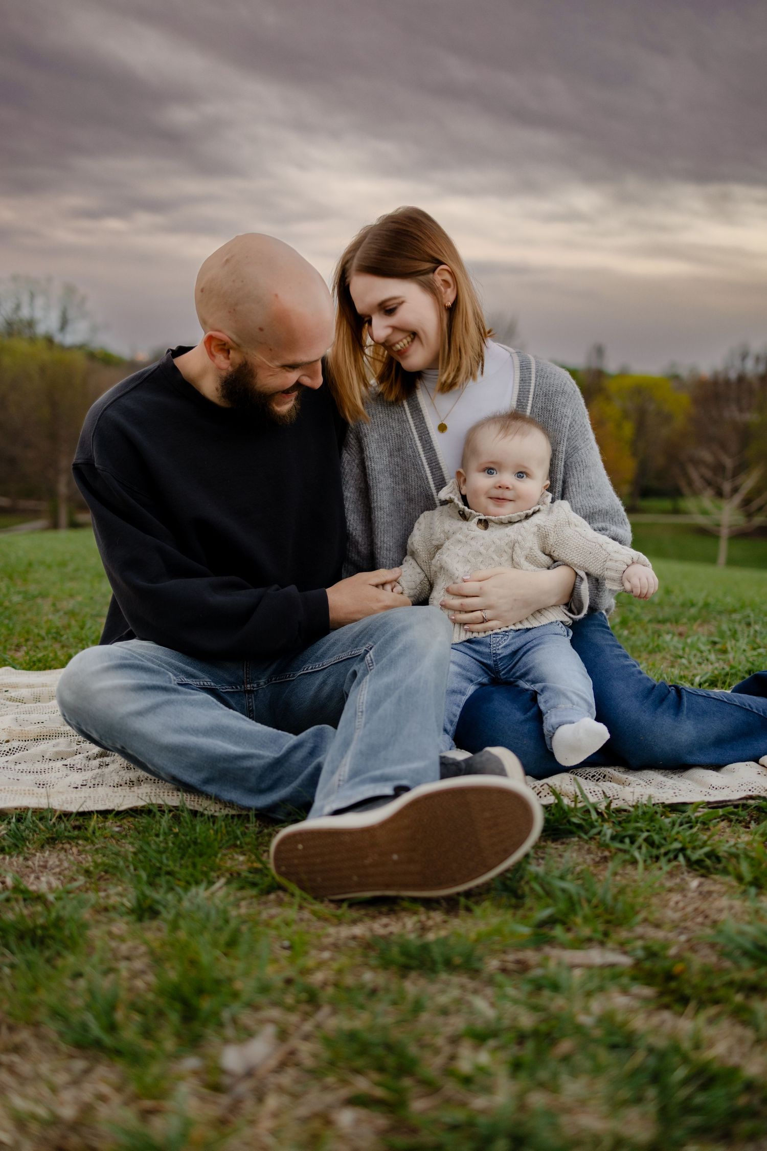 Omaha Nebraska family session at Oppd arboretum during sunrise
