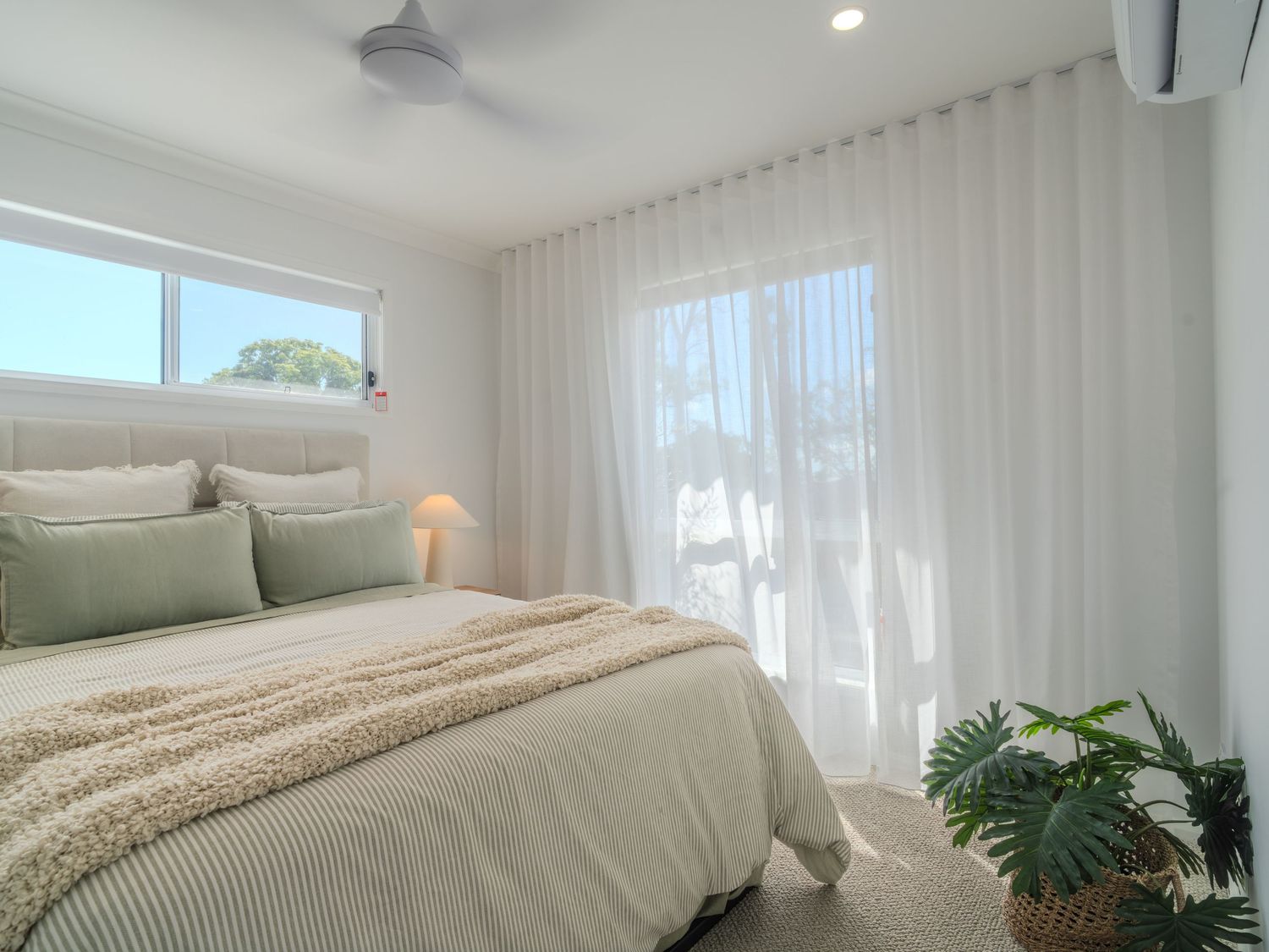 New 53 Larbonya main bedroom