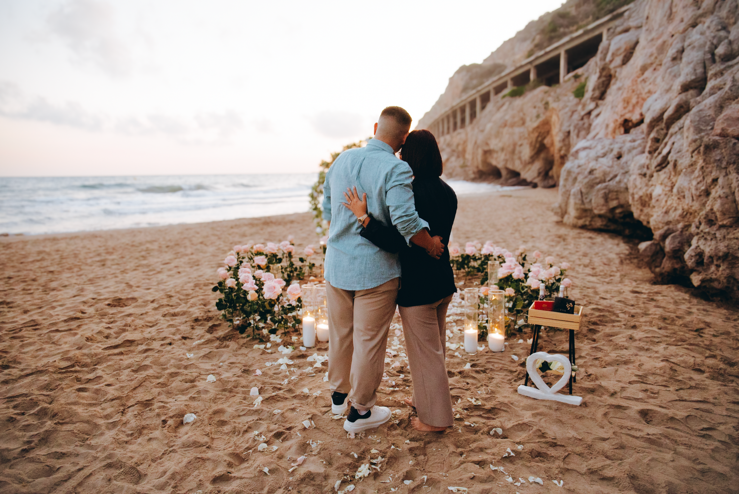 Fotógrafa de bodas, sesión pedida de mano. Parejas enamoradas. Un Flechazo de Cuento, historias reales