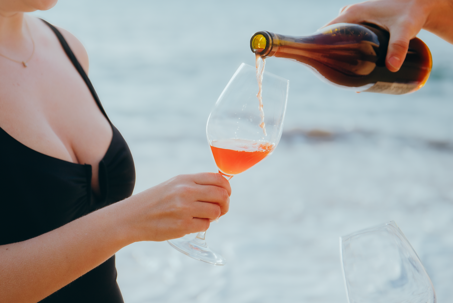 Preboda en Cala Benirràs, IBIZA. Fotógrafa de bodas en Barcelona, Catalunya y España.