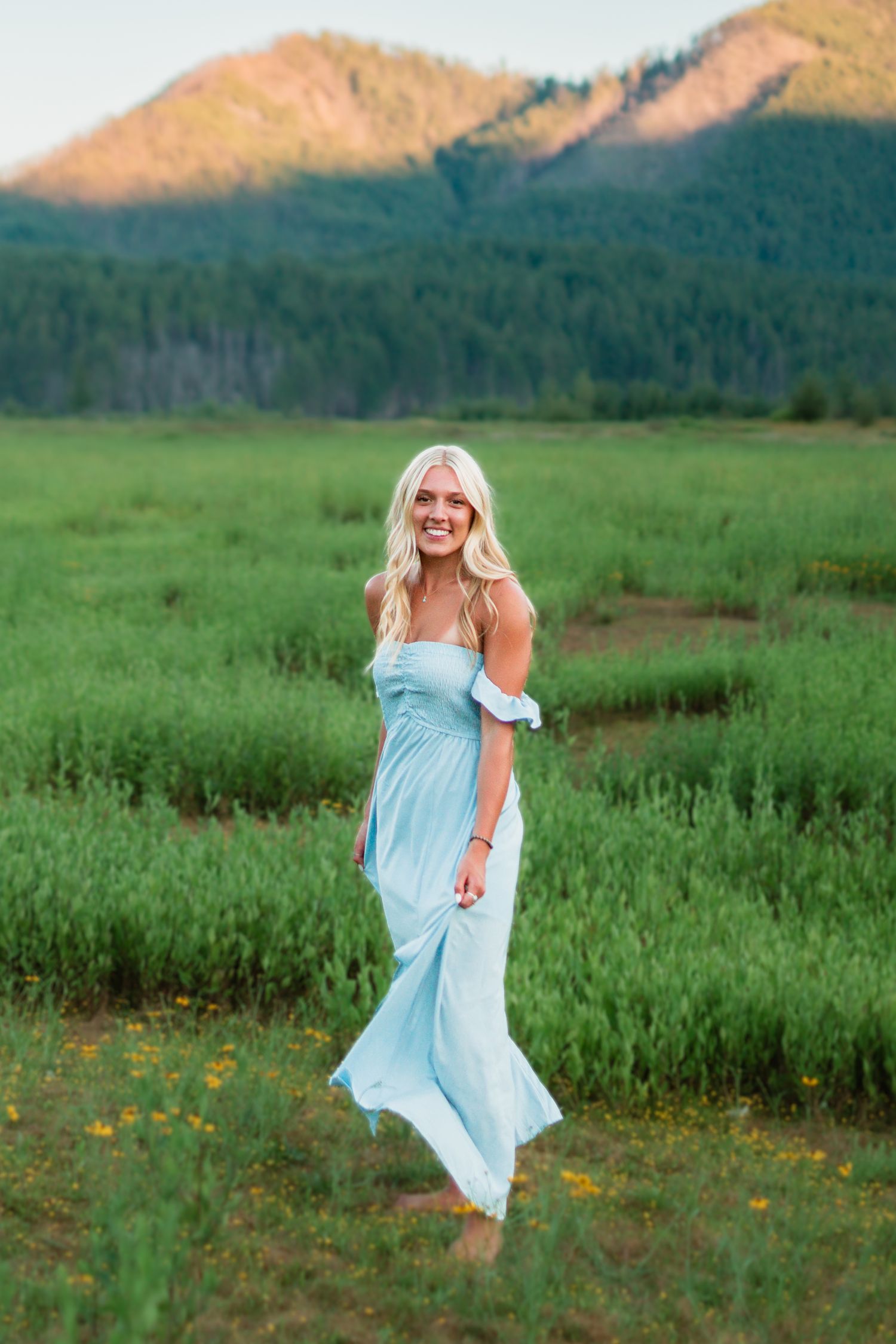 High School Senior outdoor portrait Detroit Lake Oregon