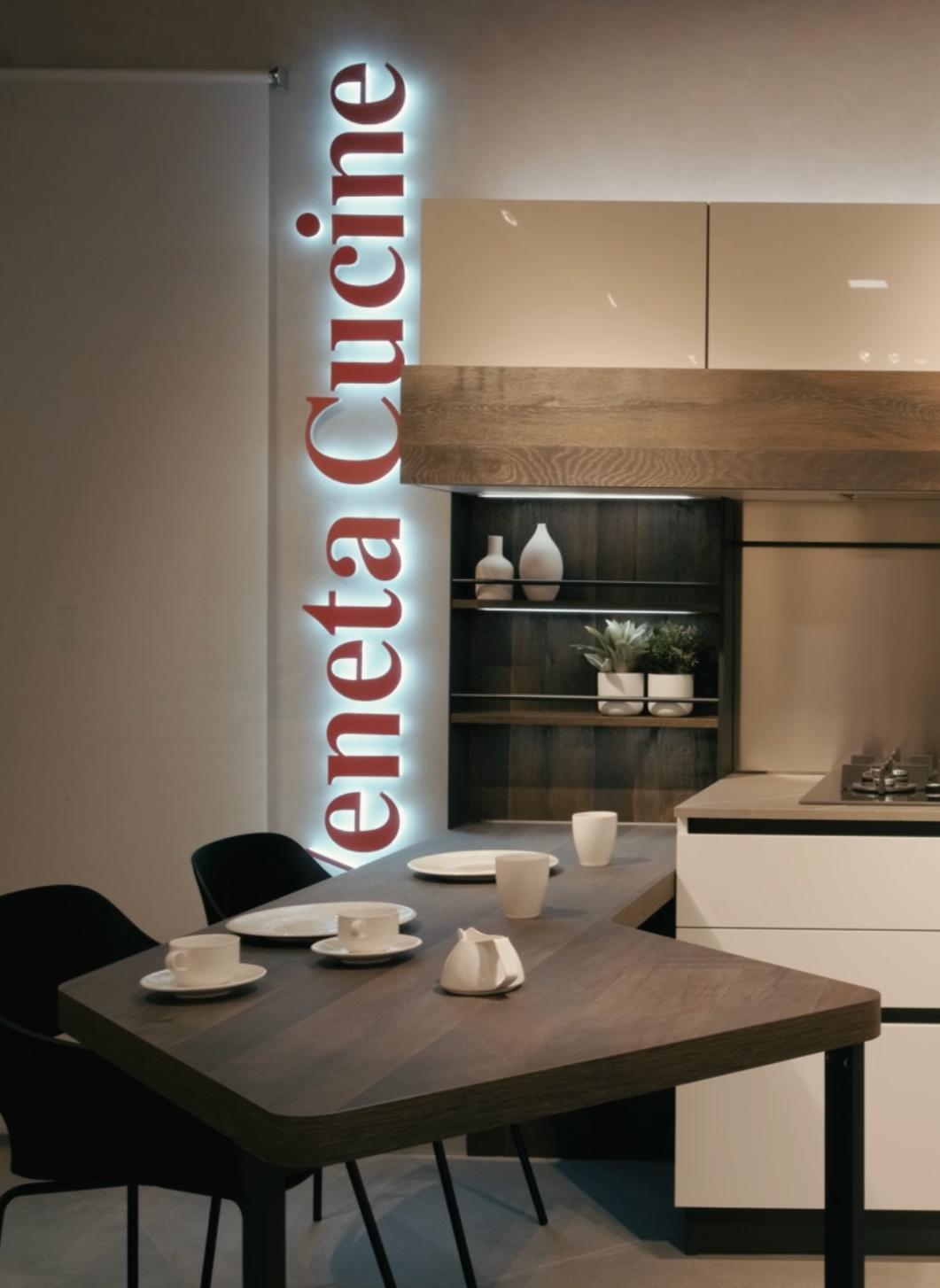 Commercial film for brands and professional services with a cinematic and authentic visual approach.