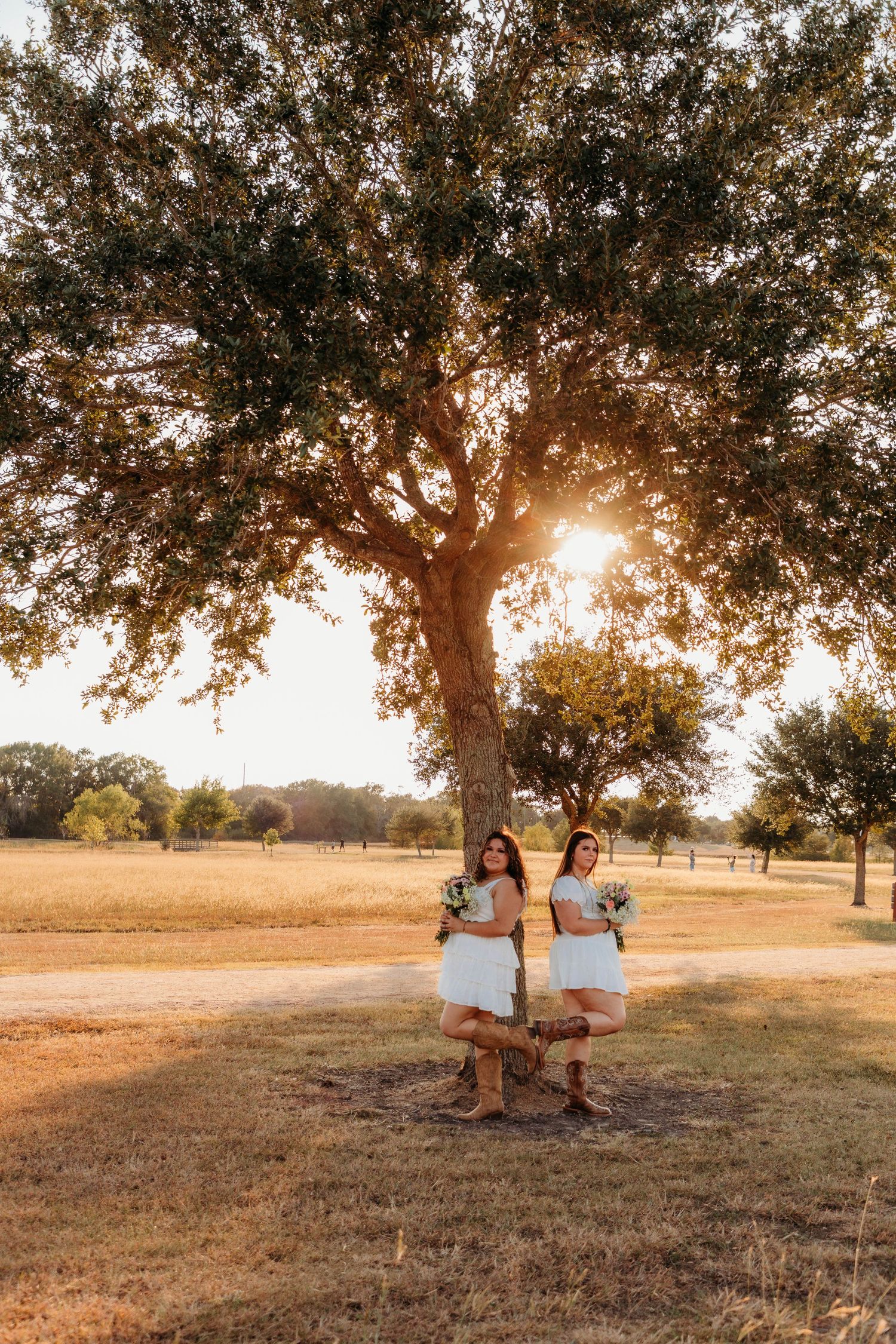 Natural light portrait photography by Magnolia Events & Photography