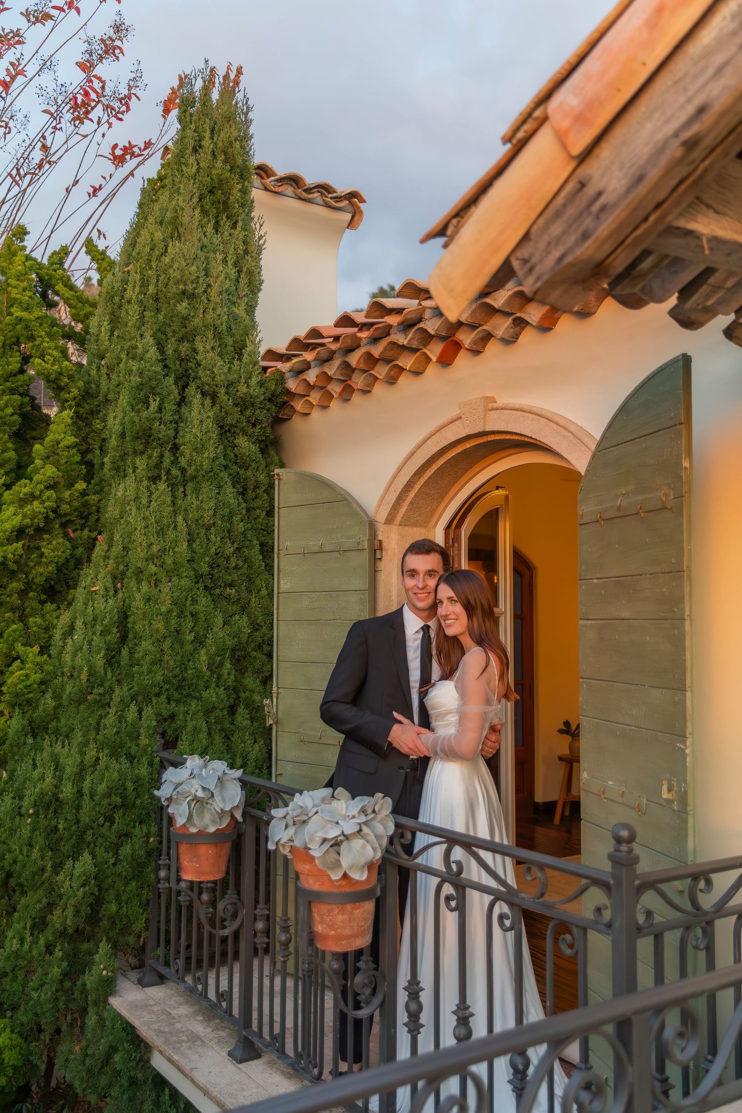 Golden hour wedding portraits photographed by Magnolia TX wedding photographer