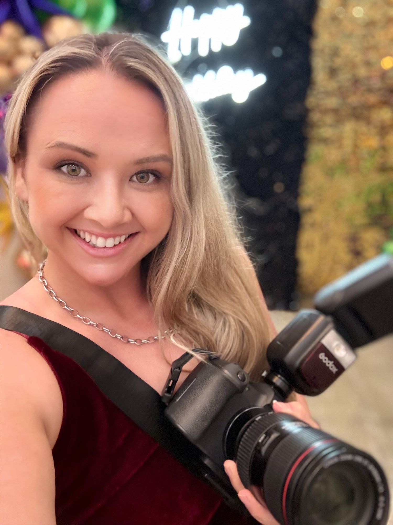 Photographer Alissa Matthews behind the scenes at a Magnolia TX wedding
