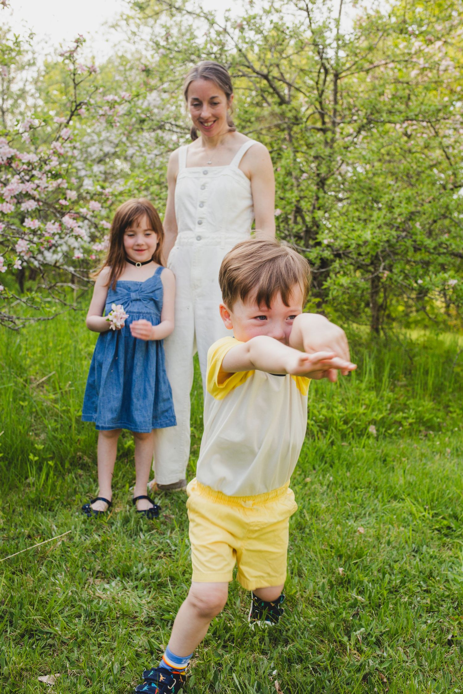 Family Photos, Antigonish Family Photos, Relaxed family photos magical family portraits