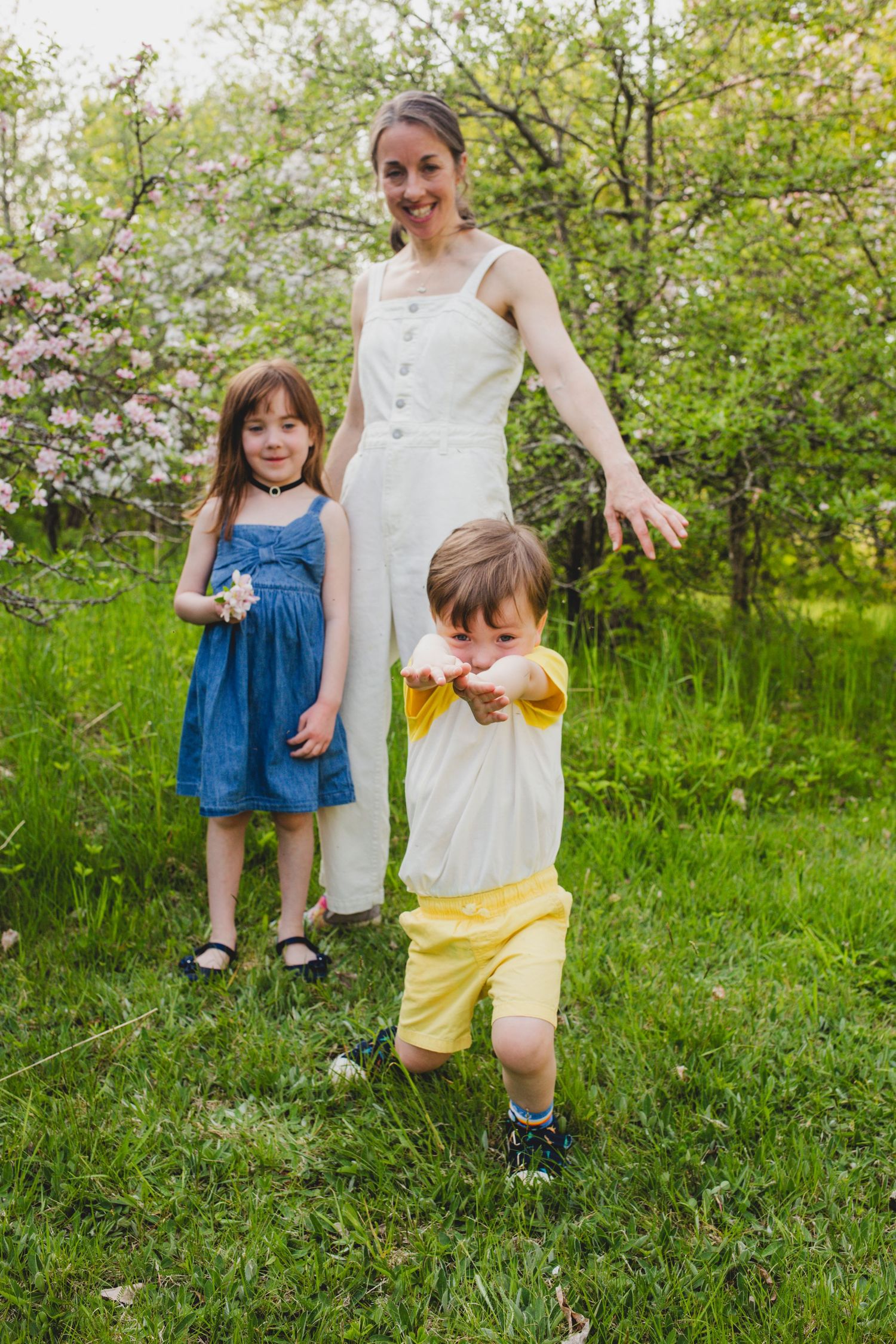 Family Photos, Antigonish Family Photos, Relaxed family photos magical family portraits