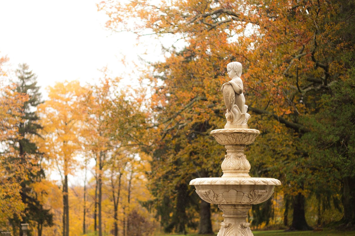 Water fountain on the grounds of Peirce Farm.