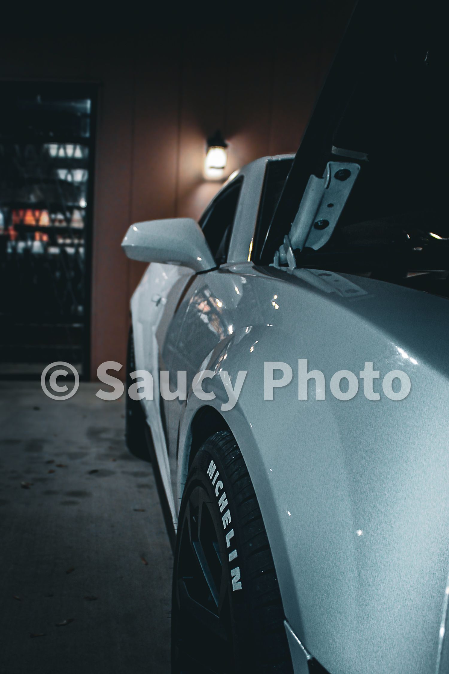 Explore the diverse portfolio of Saucy Photo by Javier. From professional portrait sessions to stunning fine art landscape prints and art.