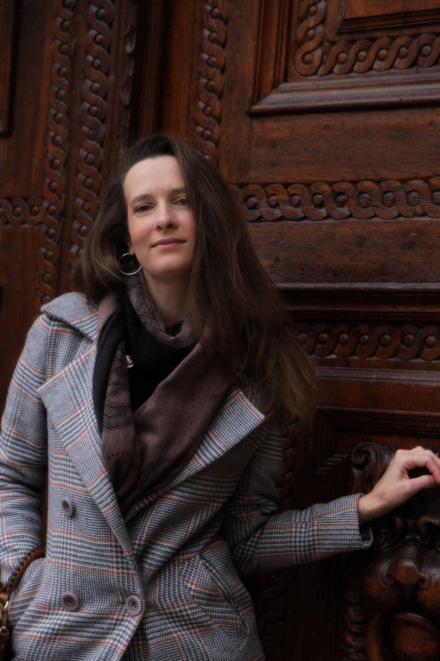 Fotografka ženských portrétů z Prahy - Barbora Vlasatá - focení pro podnikatelky - street focení - ulice prahy