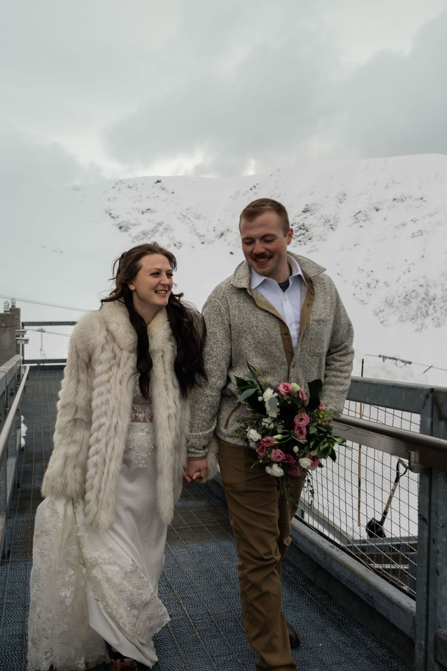 Alaska-elopement, glacier elopement