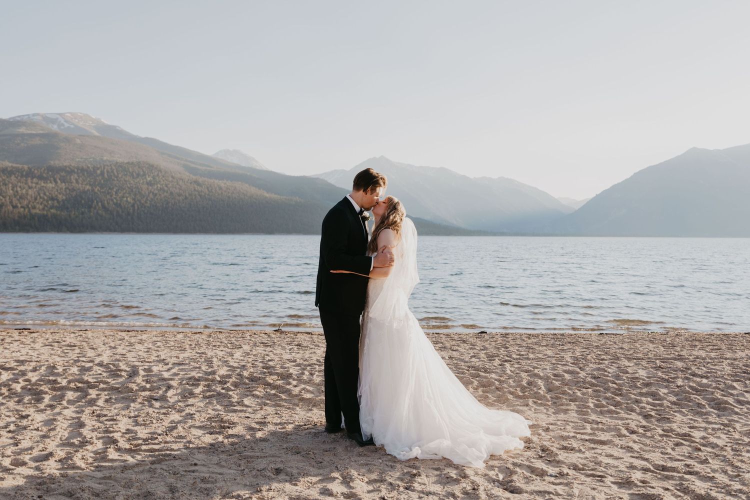 alaska lake elopement