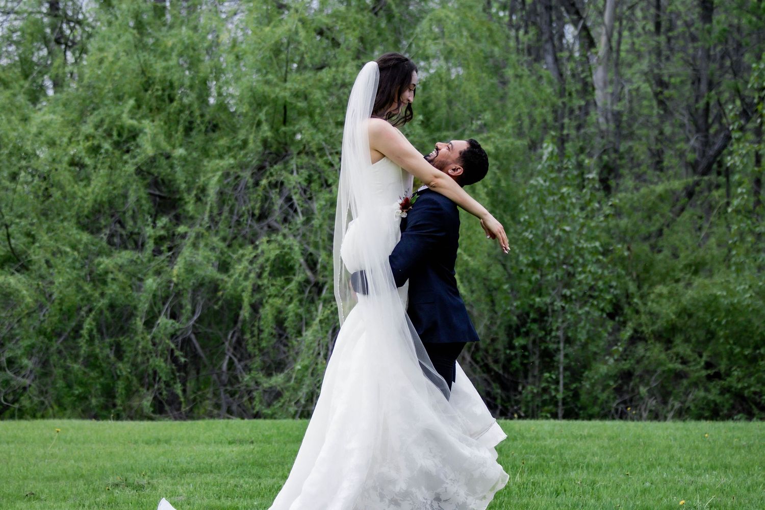 couple-wedding-enagement-ottawa