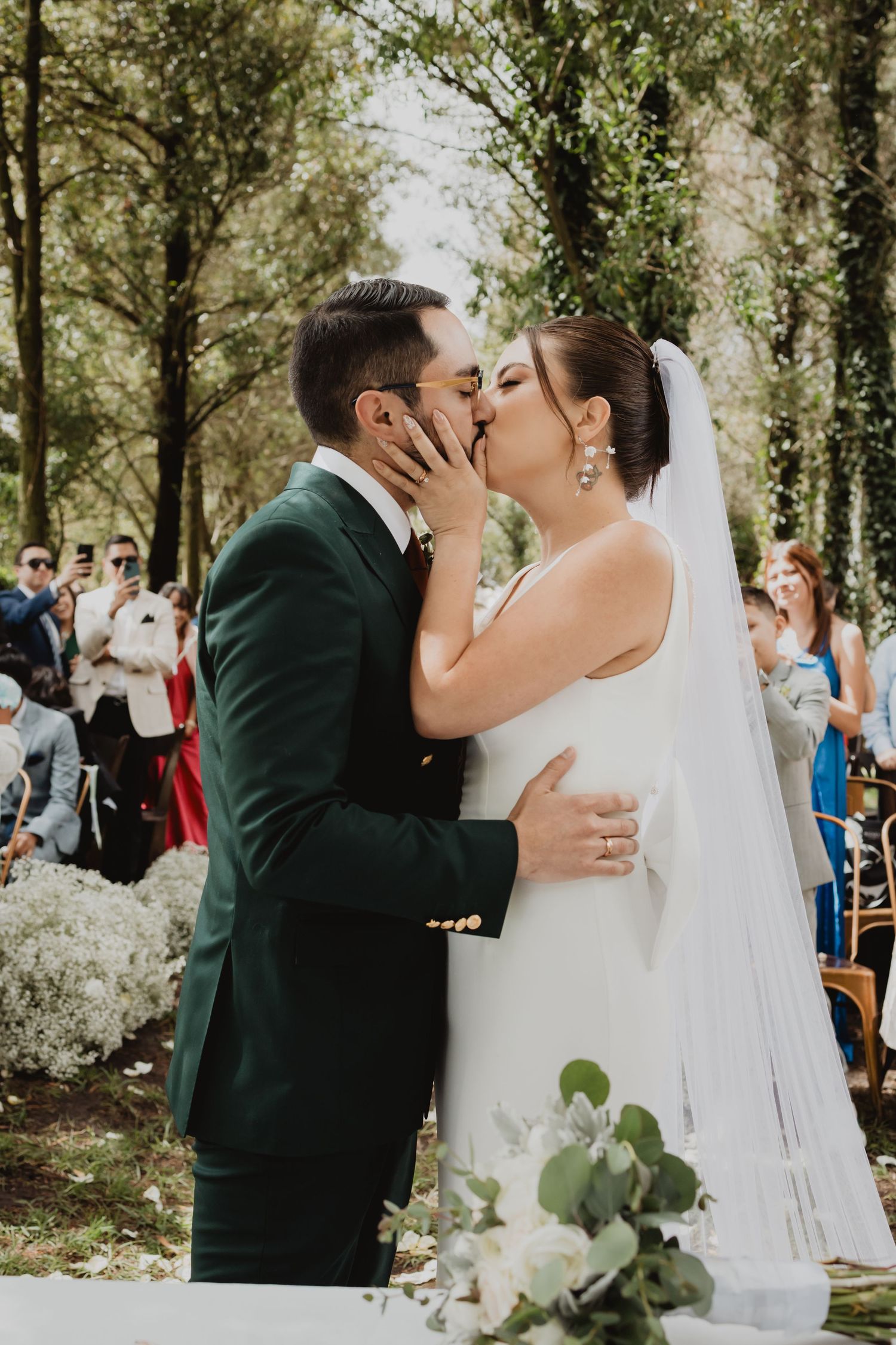 Fotógrafo profesional para bodas elegantes y llenas de emoción en Quito, Ecuador