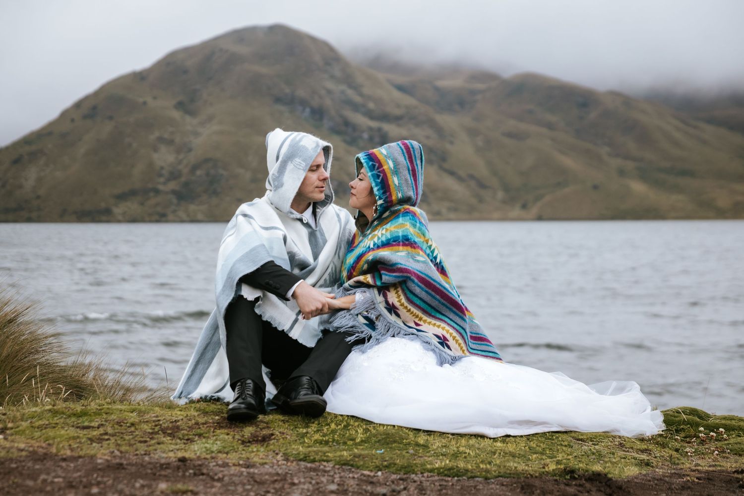 Bodas civiles, pre boda y eventos íntimos en Quito fotografiados con pasión y arte.
