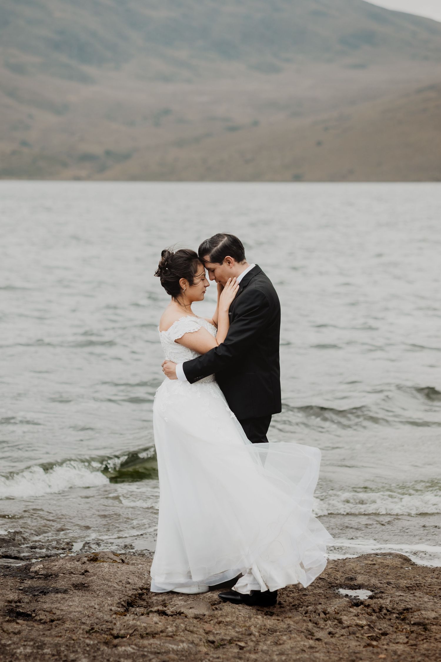 Crea tu boda soñada en Quito con planificación profesional y recuerdos fotográficos únicos.