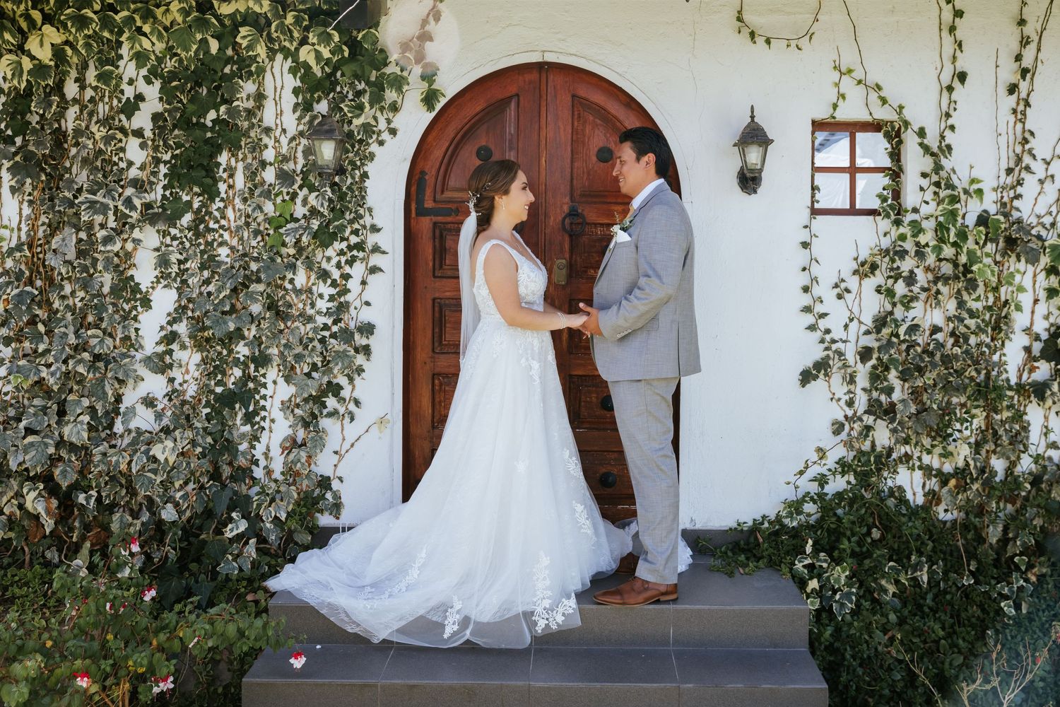 Sesiones fotográficas de bodas auténticas y naturales en las mejores haciendas de Quito