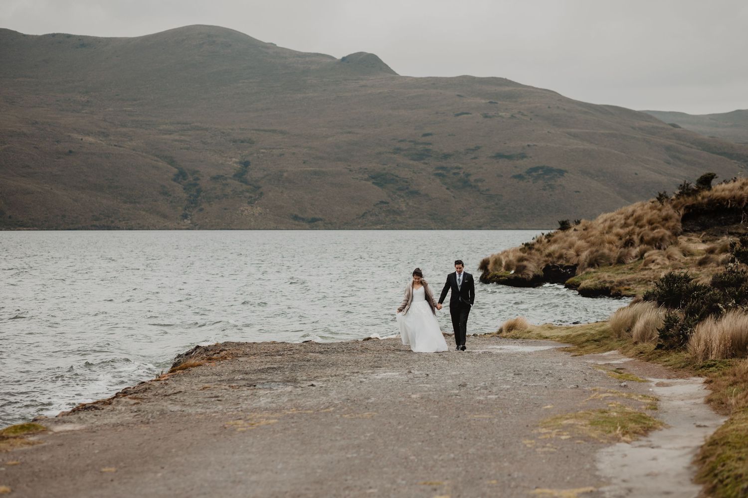 Crea tu boda soñada en Quito con planificación profesional y recuerdos fotográficos únicos.
