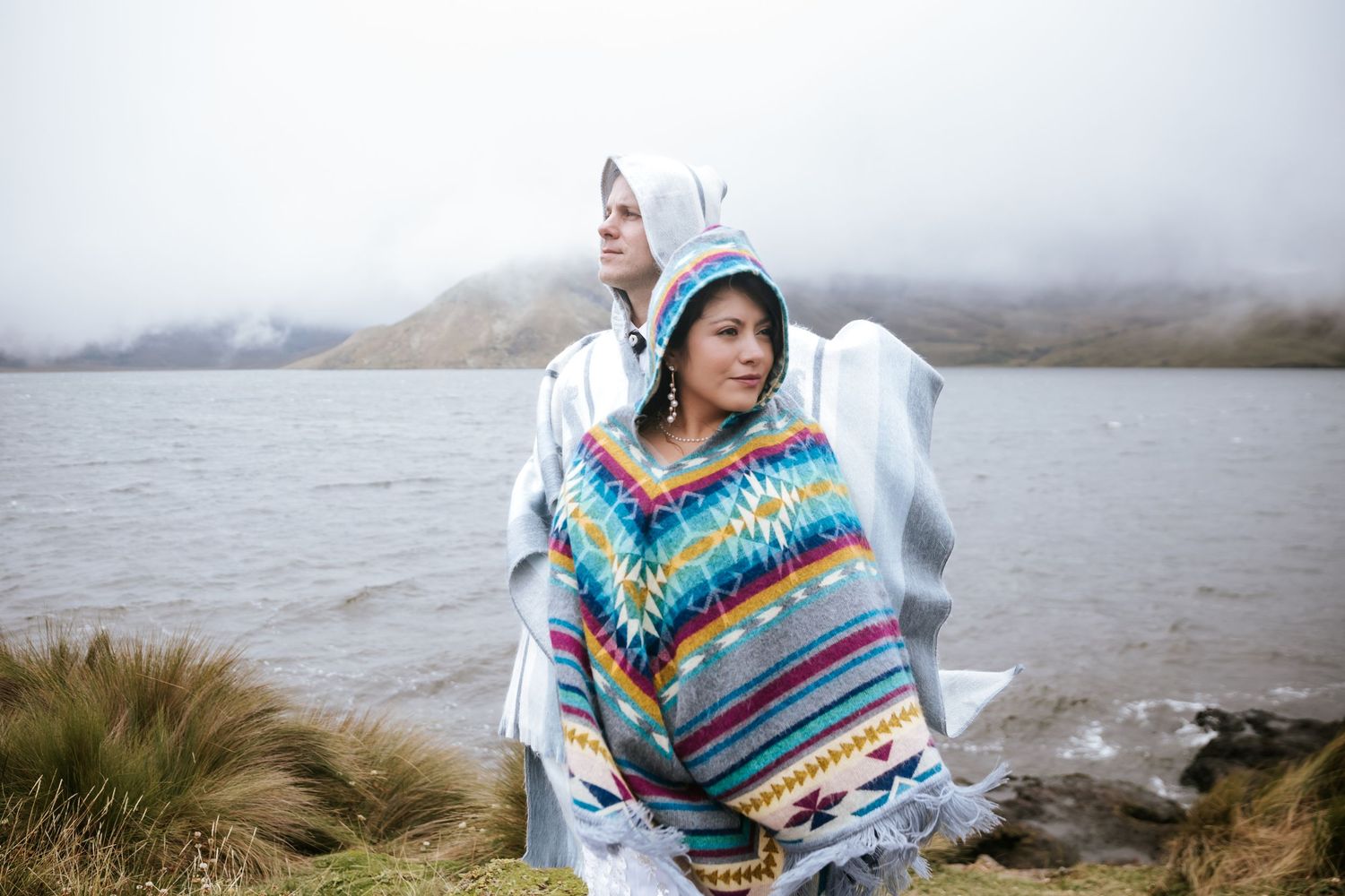 Bodas civiles, pre boda y eventos íntimos en Quito fotografiados con pasión y arte.