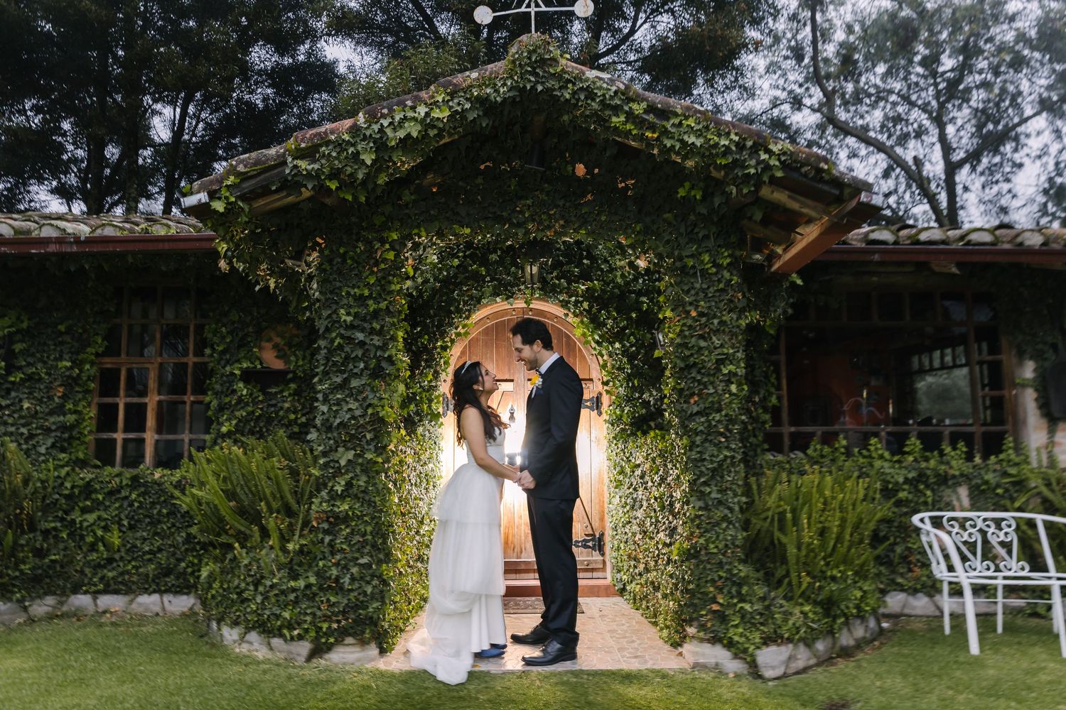 Pablo Andrade, fotógrafo de bodas en Quito, documentando historias de amor reales