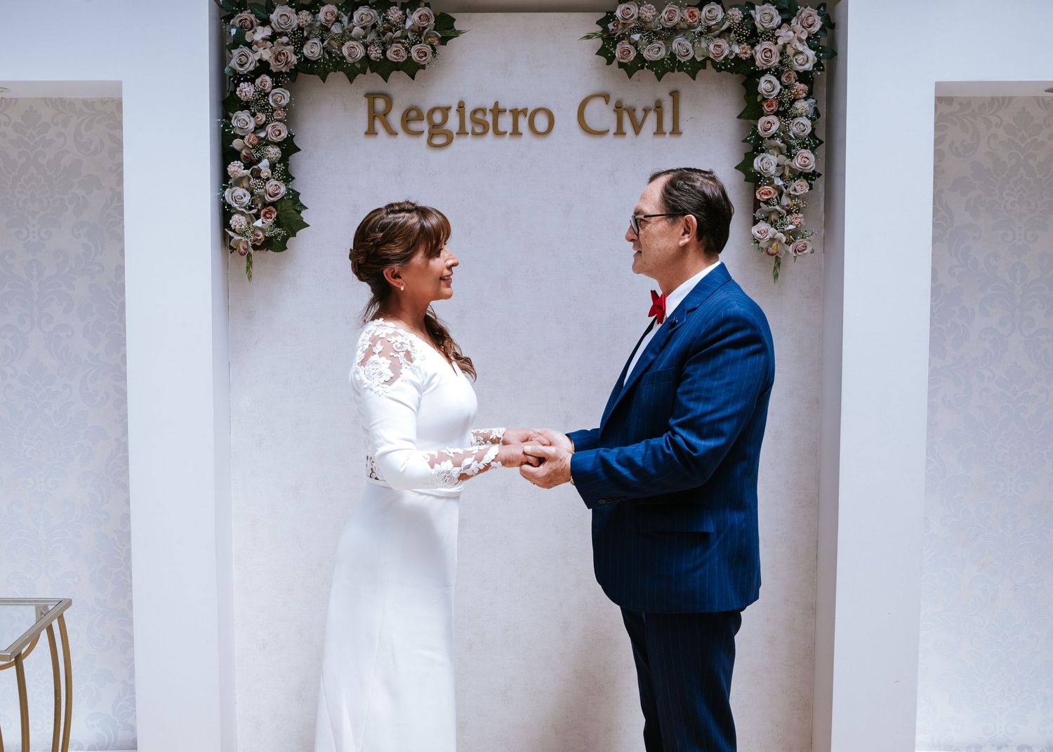 Boda civil en Quito con decoración y fotografía profesional