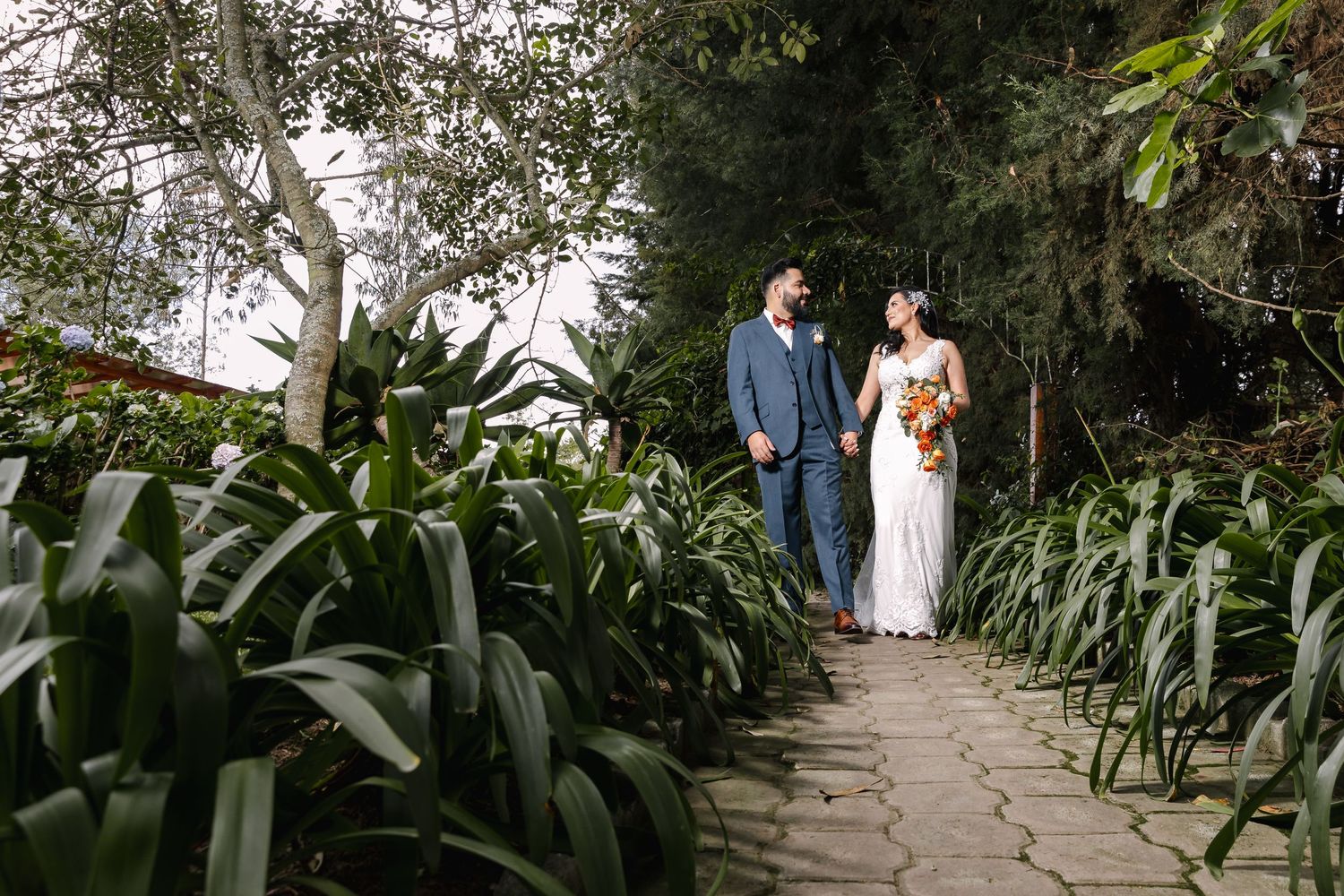 Recuerdos eternos de tu boda en Quito con un fotógrafo profesional y apasionado