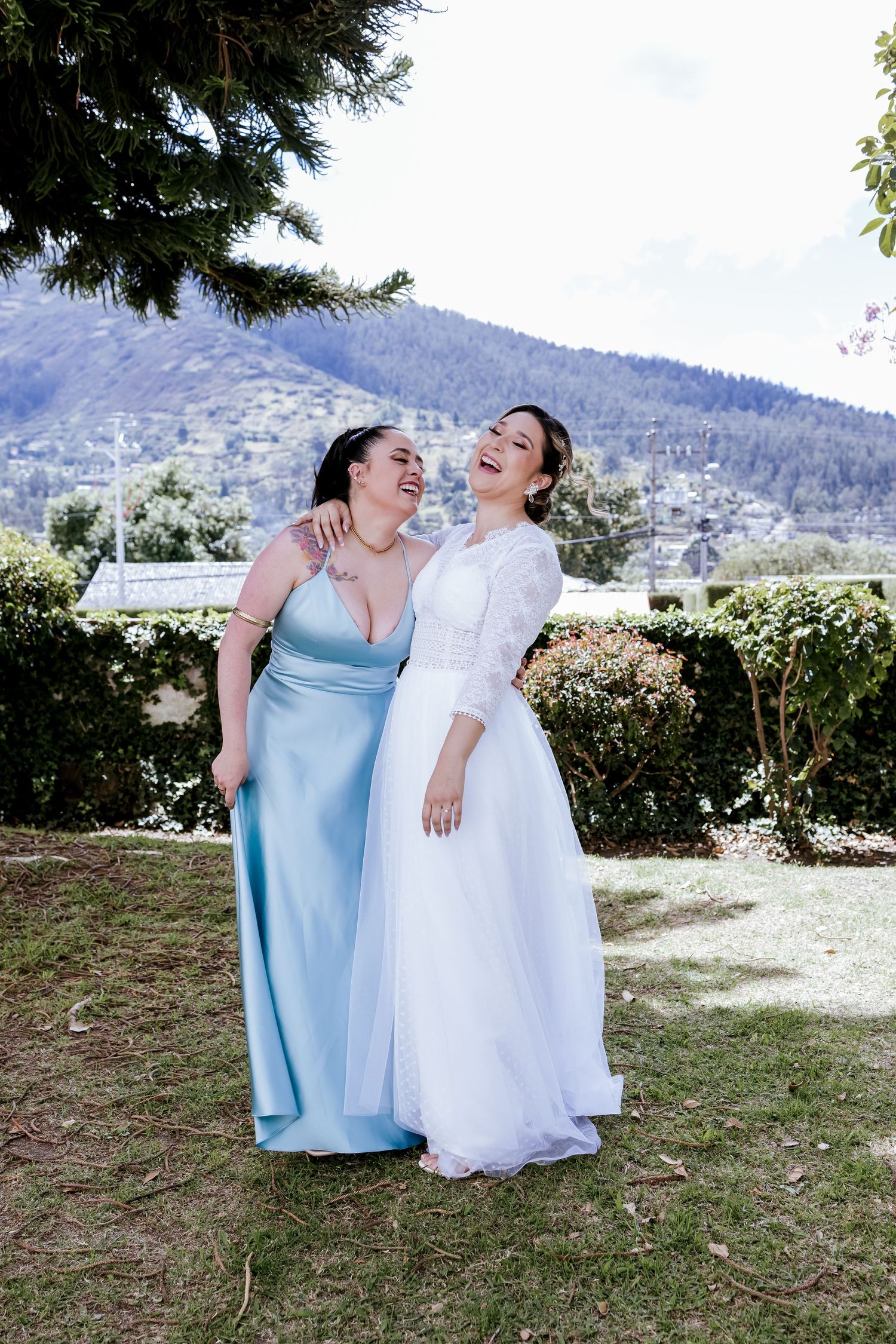 Pablo Andrade fotografiando una boda destino en Ecuador