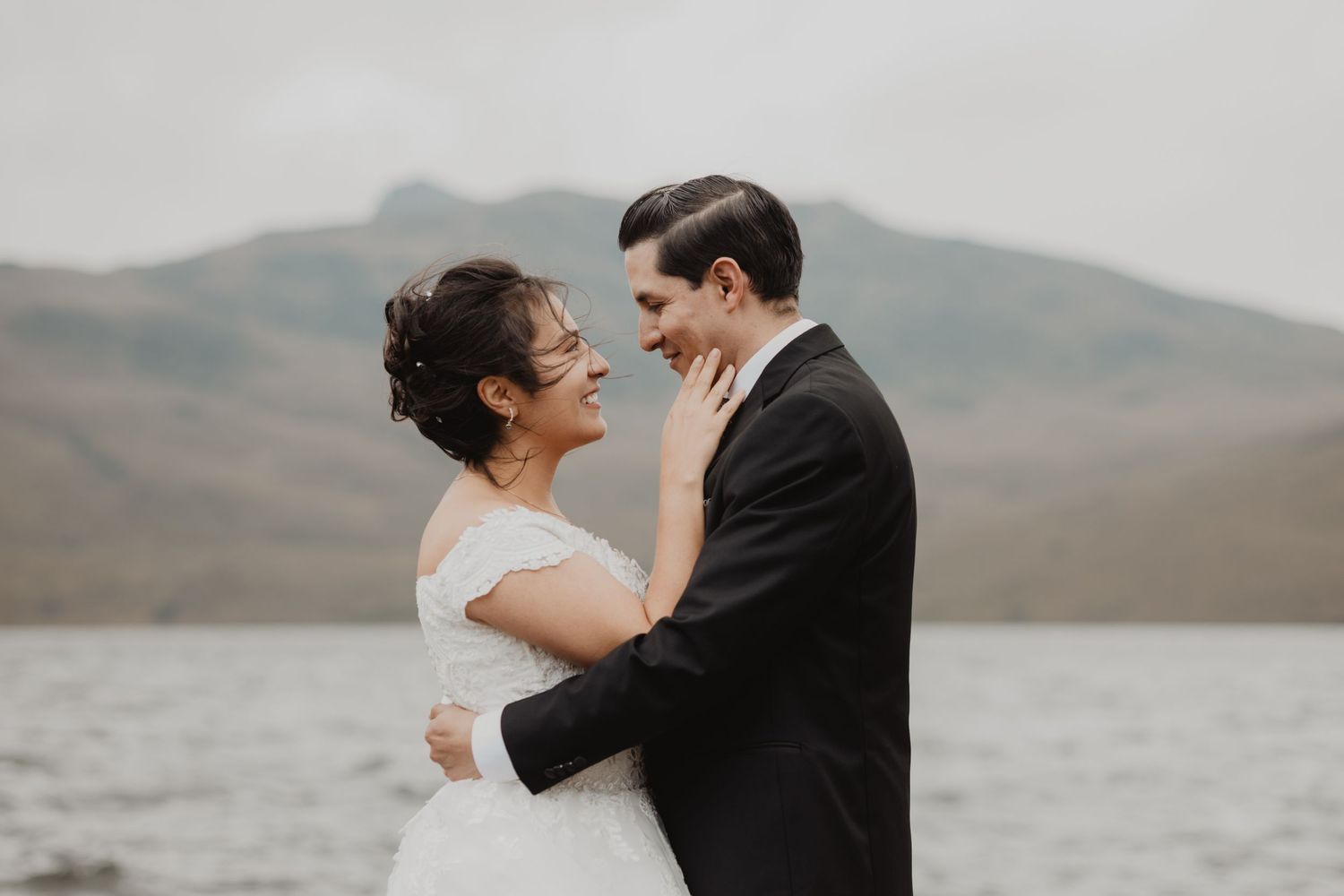 Crea tu boda soñada en Quito con planificación profesional y recuerdos fotográficos únicos.