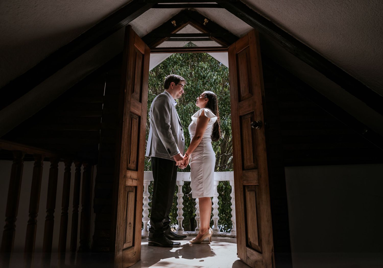 Captura tu boda soñada en Ecuador con un fotógrafo que entiende tu historia