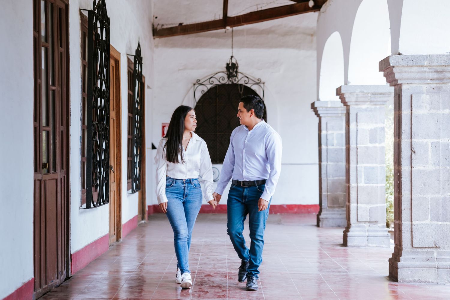 Crea tu boda soñada en Quito con planificación profesional y recuerdos fotográficos únicos.