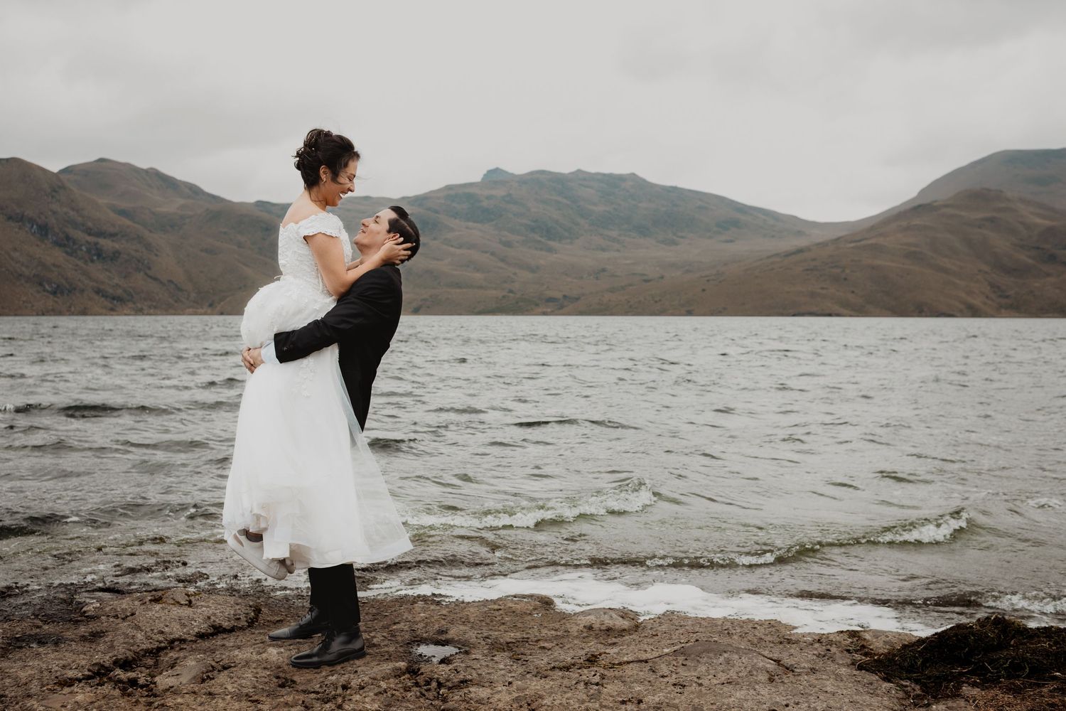 Fotógrafo recomendado por los mejores organizadores de bodas en Quito, Ecuador.