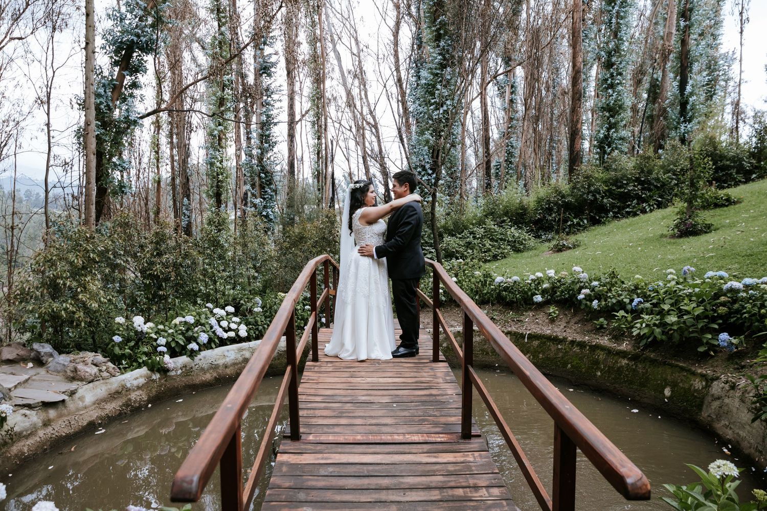 Fotógrafo de bodas en Quito, Ecuador – Capturando emociones reales e inolvidables