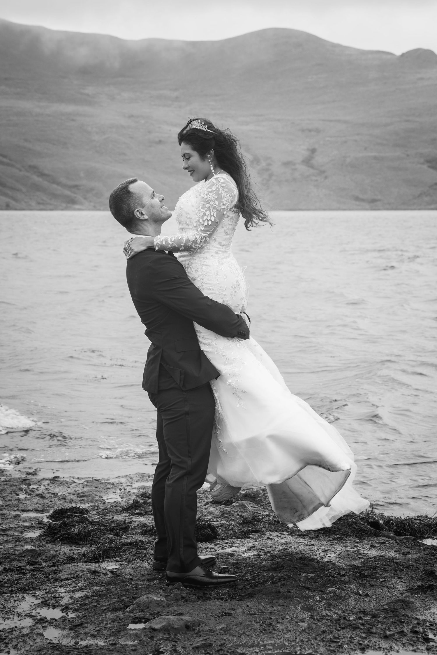 capturando bodas destino en Ecuador con estilo emocional, junto a organizadores de eventos.
