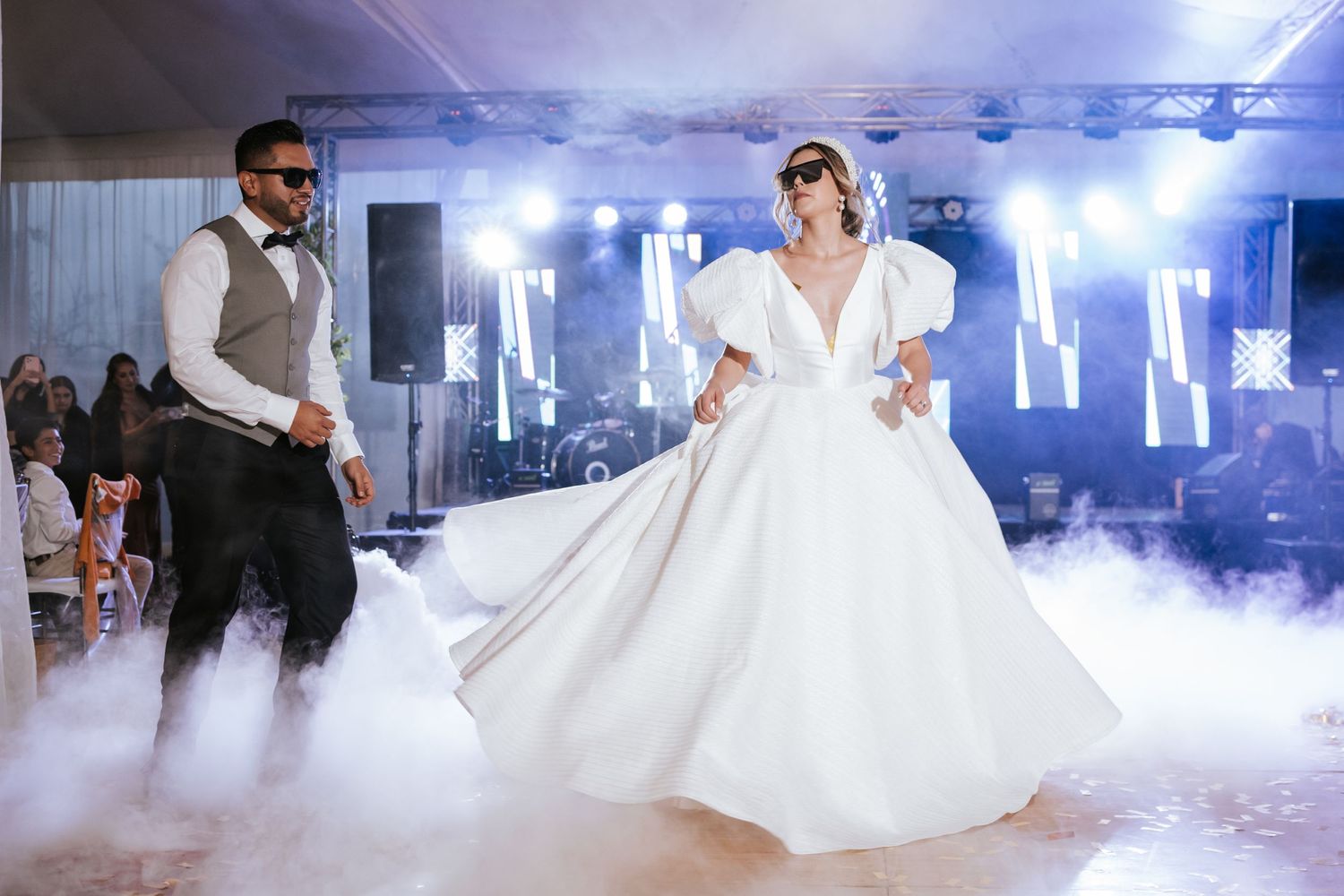 Capturando bodas destino en Ecuador con estilo emocional, junto a organizadores de eventos.