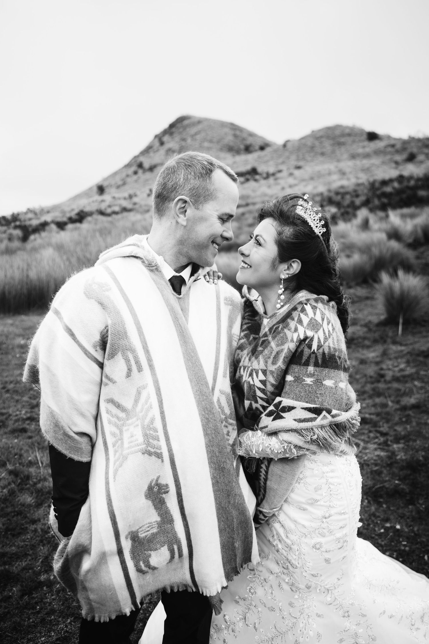 Bodas civiles, pre boda y eventos íntimos en Quito fotografiados con pasión y arte.