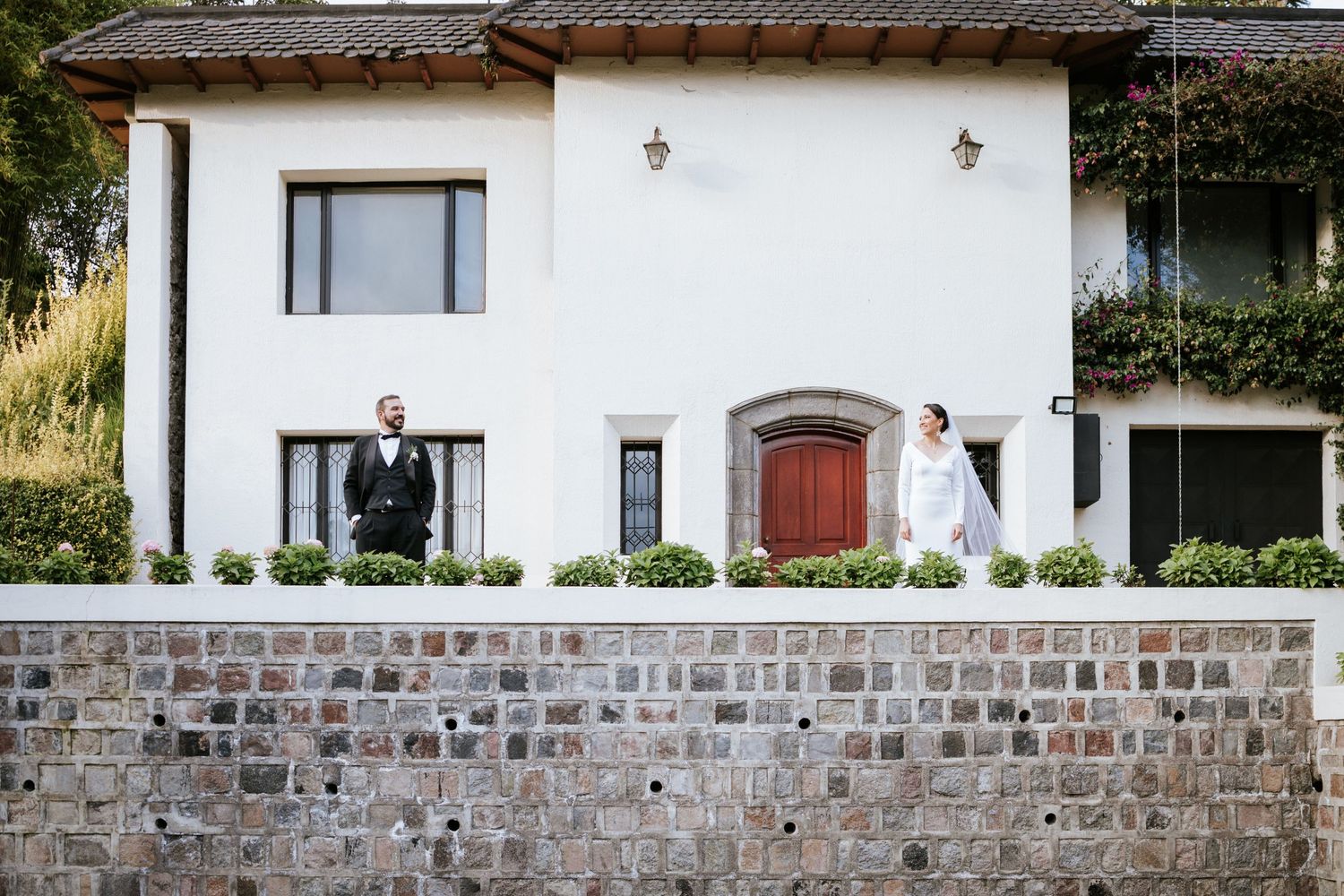Organización de bodas con fotógrafos profesionales en las mejores haciendas de Quito.