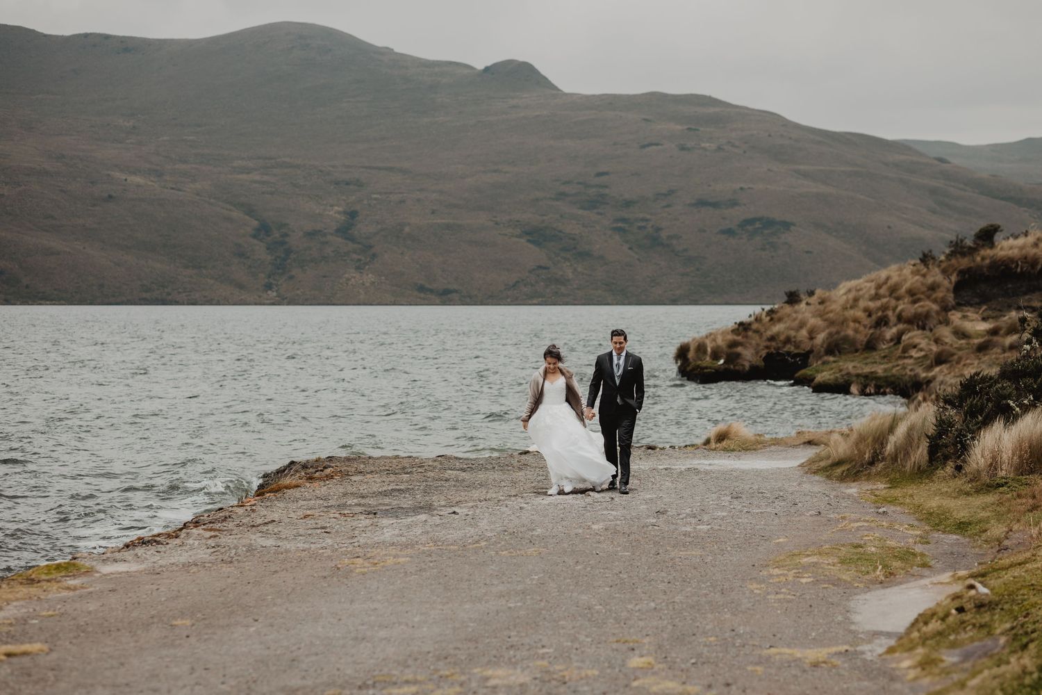 Crea tu boda soñada en Quito con planificación profesional y recuerdos fotográficos únicos.