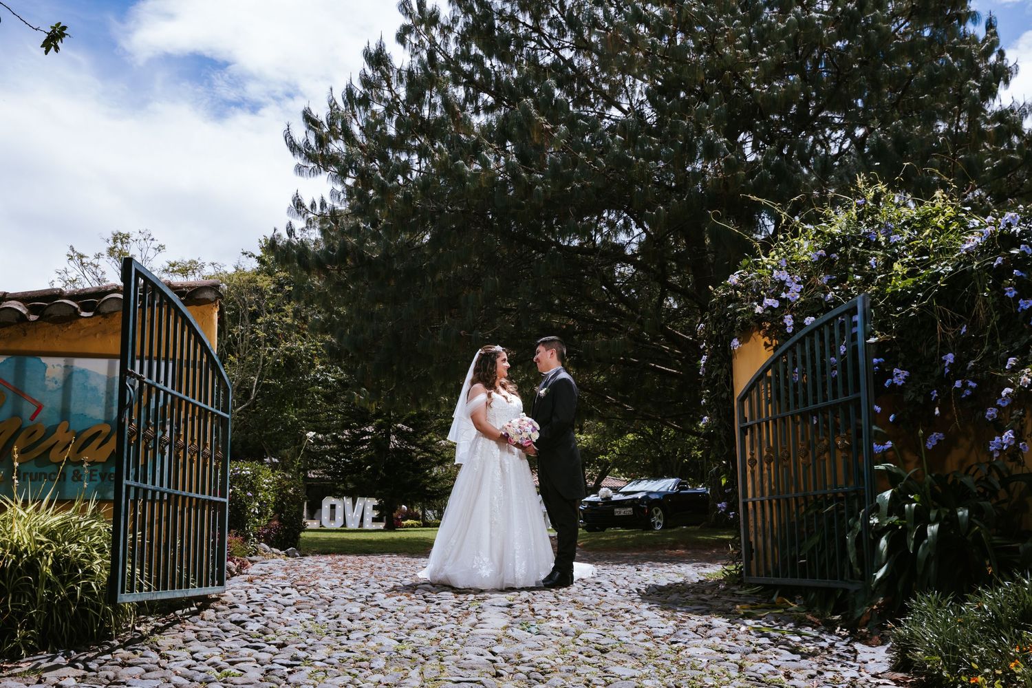 Pablo Andrade, fotógrafo de bodas en Quito, documentando historias de amor reales