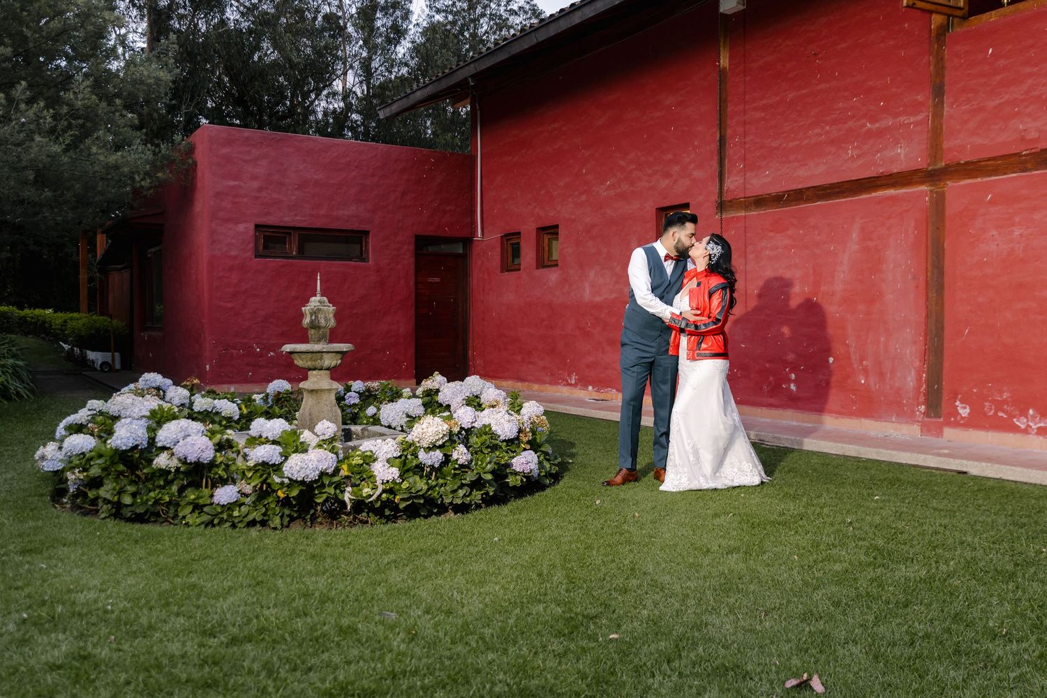 Recuerdos eternos de tu boda en Quito con un fotógrafo profesional y apasionado