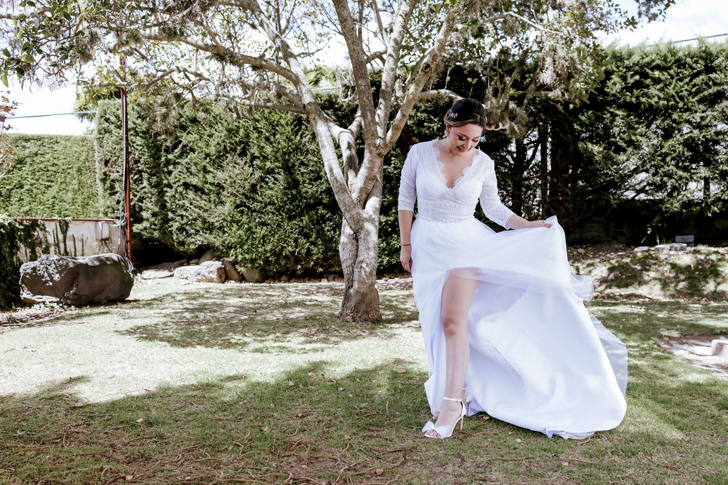 Pablo Andrade fotografiando una boda destino en Ecuador